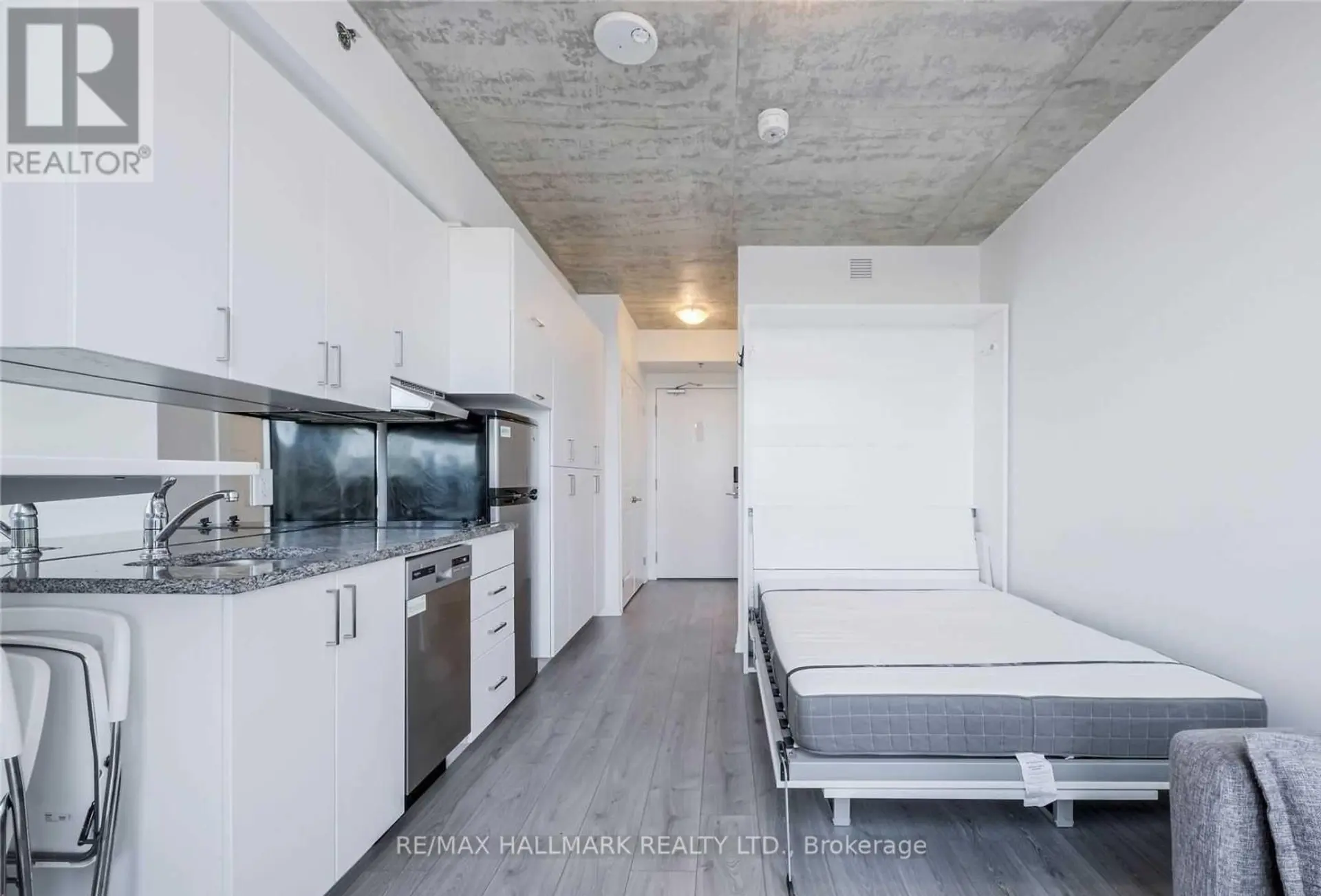 #436 1900 SIMCOE STREET N - Image 8