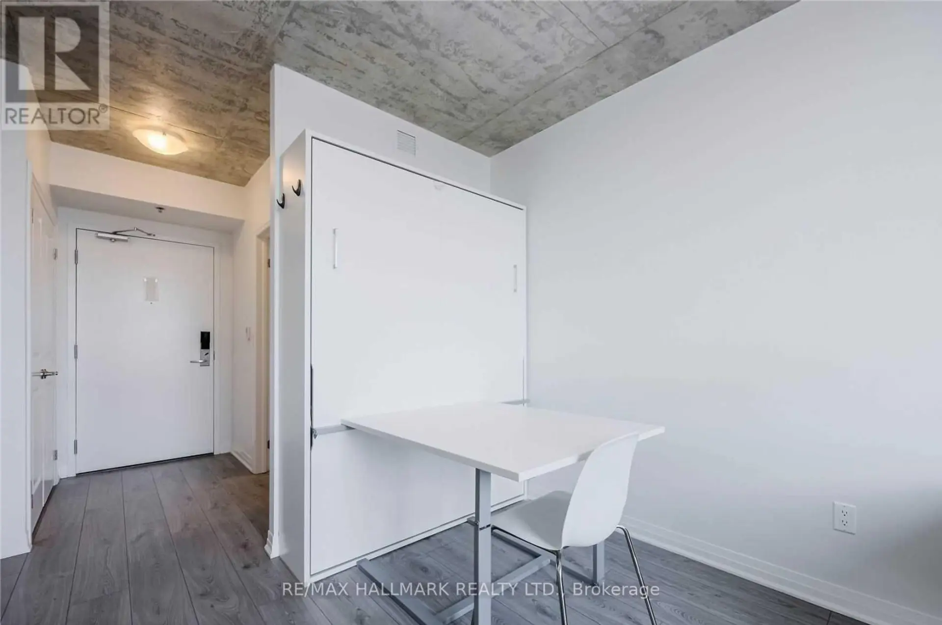 #436 1900 SIMCOE STREET N - Image 9