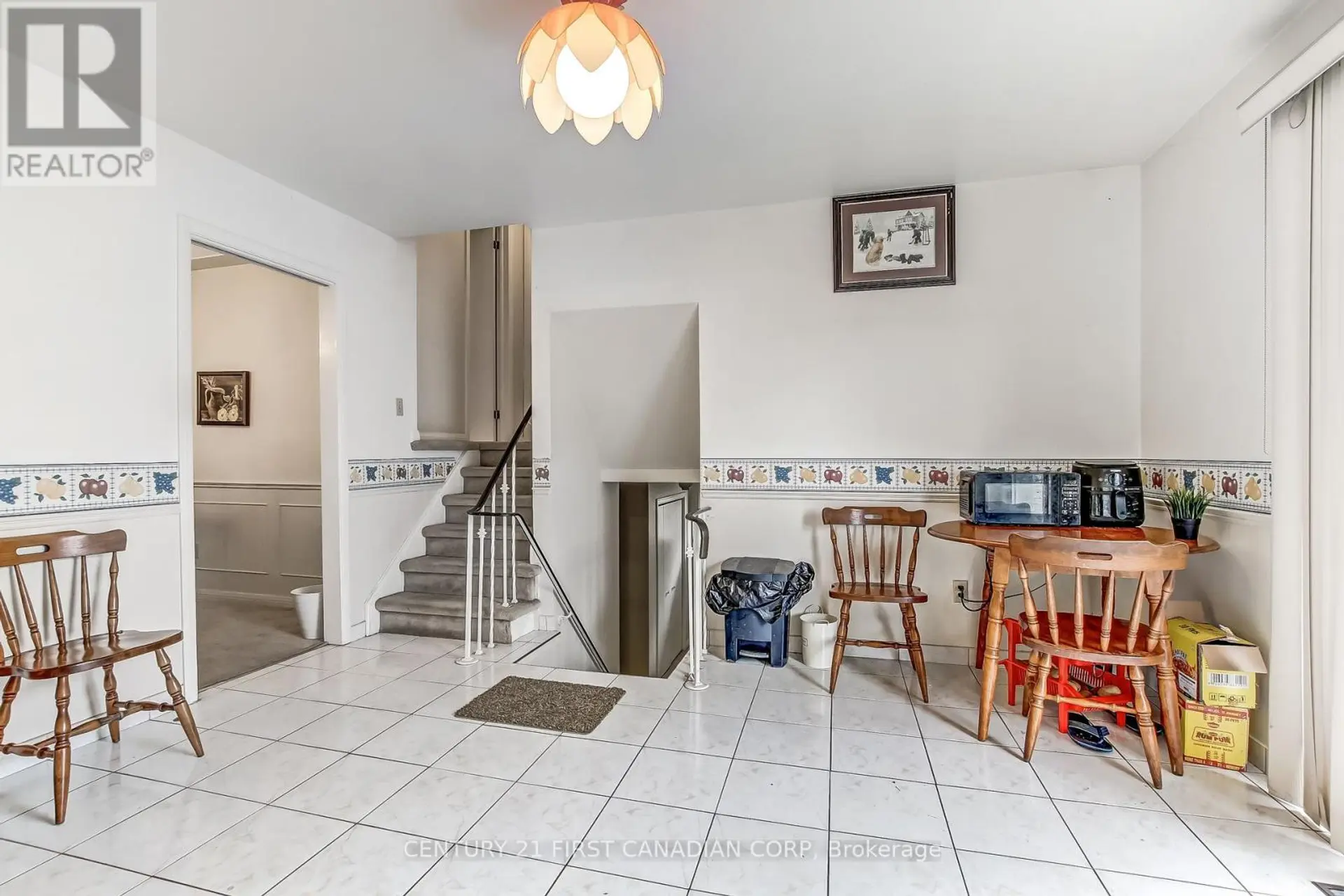 698 CHIDDINGTON AVENUE - Image 7