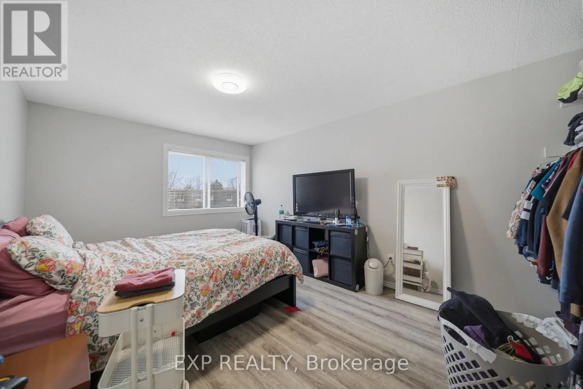 #11 1675 HEATHERINGTON ROAD - Image 17