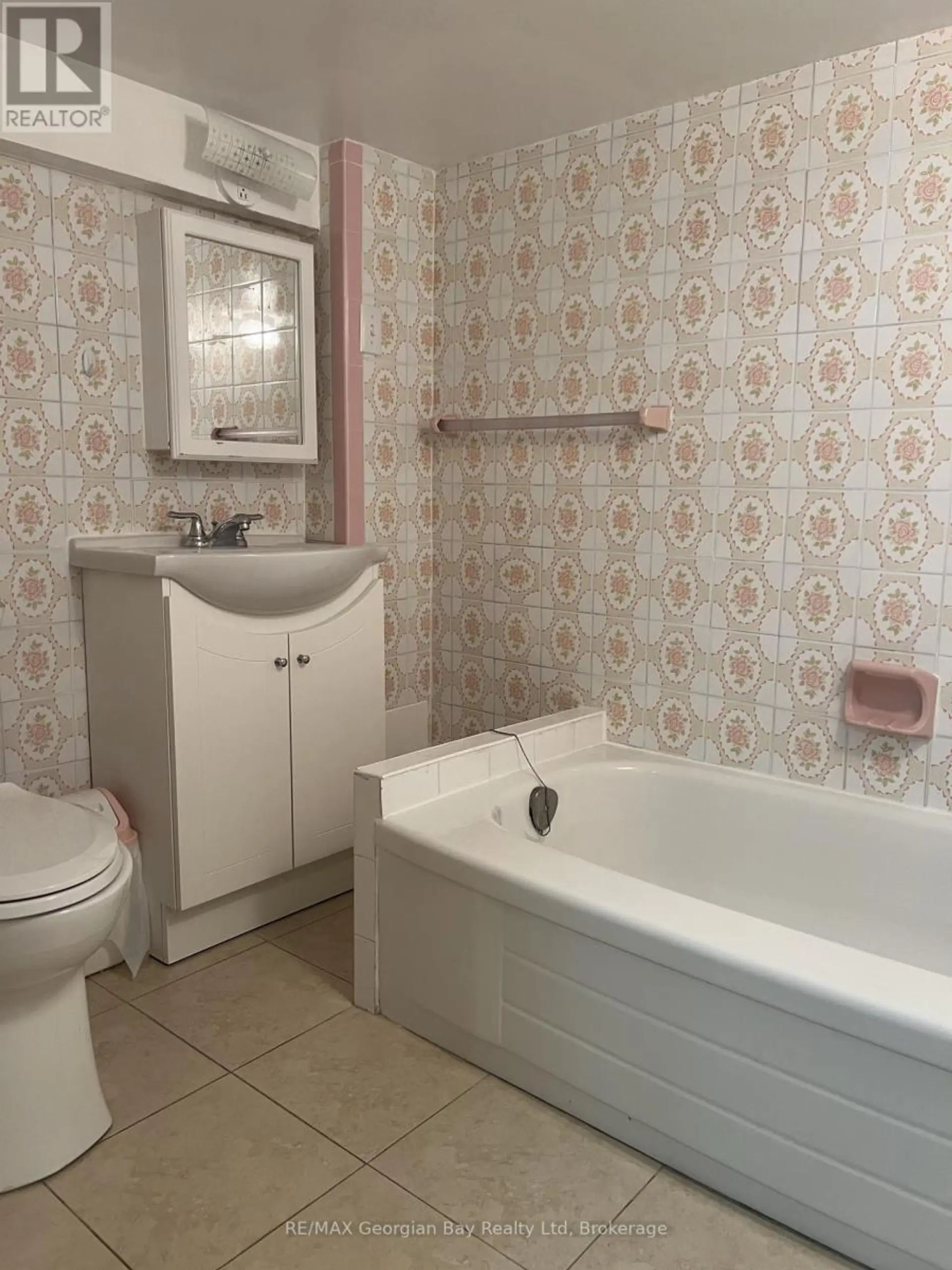 517 MILVERTON BOULEVARD - Image 14