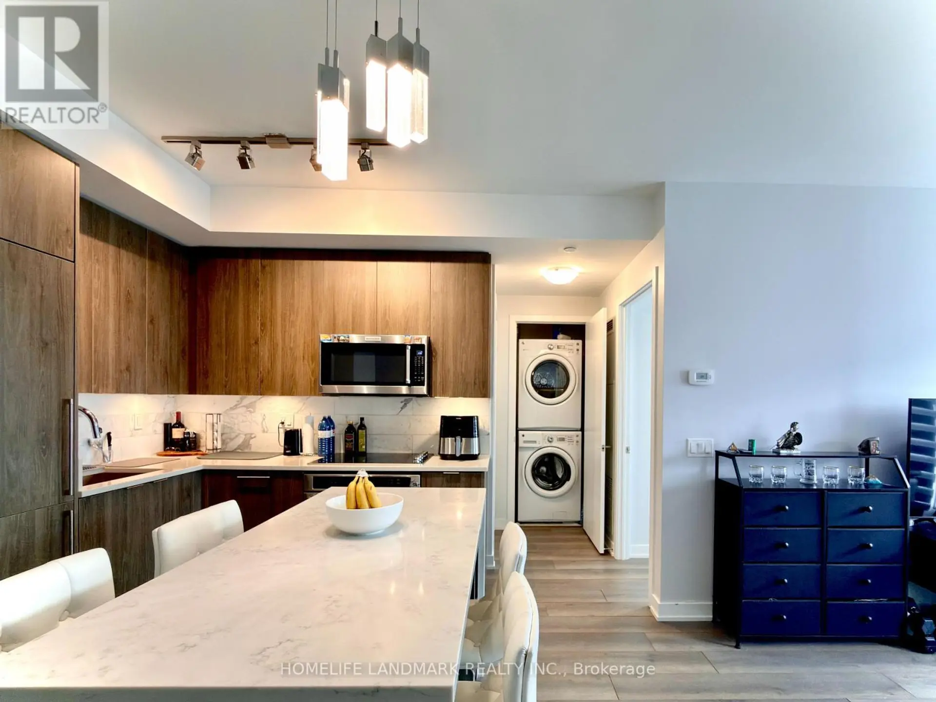 #1701 38 IANNUZZI STREET - Image 2