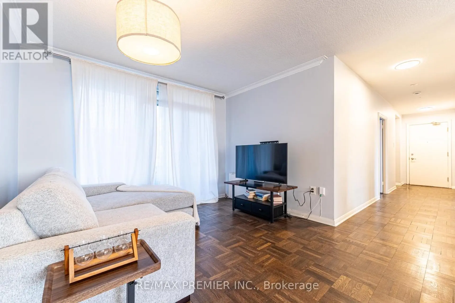 #612 660 EGLINTON AVENUE W - Image 7