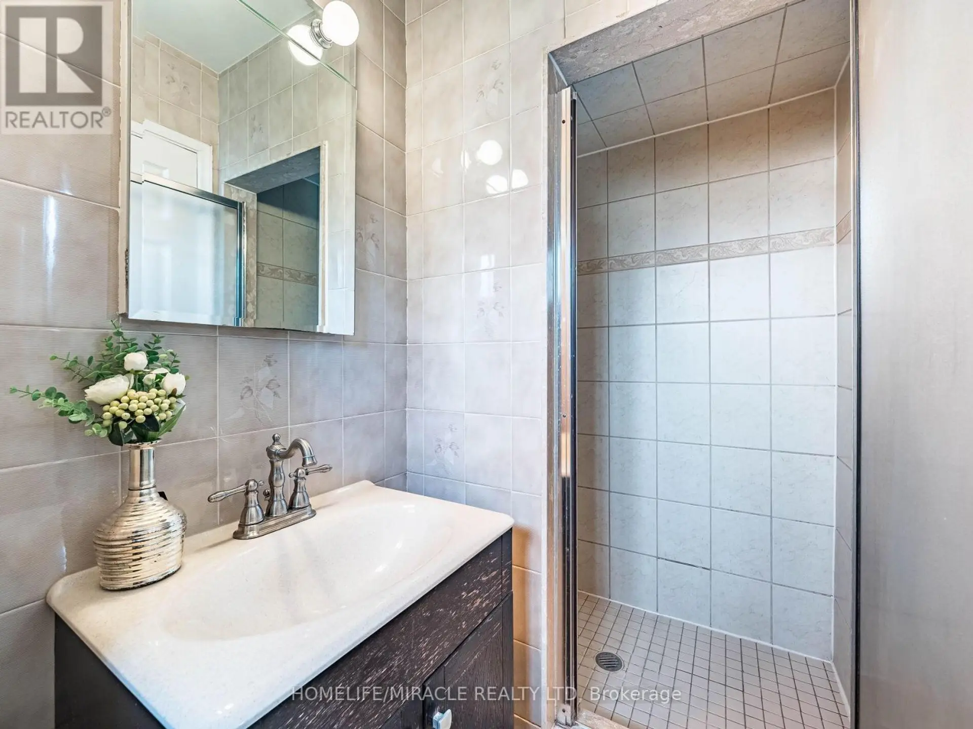 7 CHAPAIS CRESCENT - Image 10