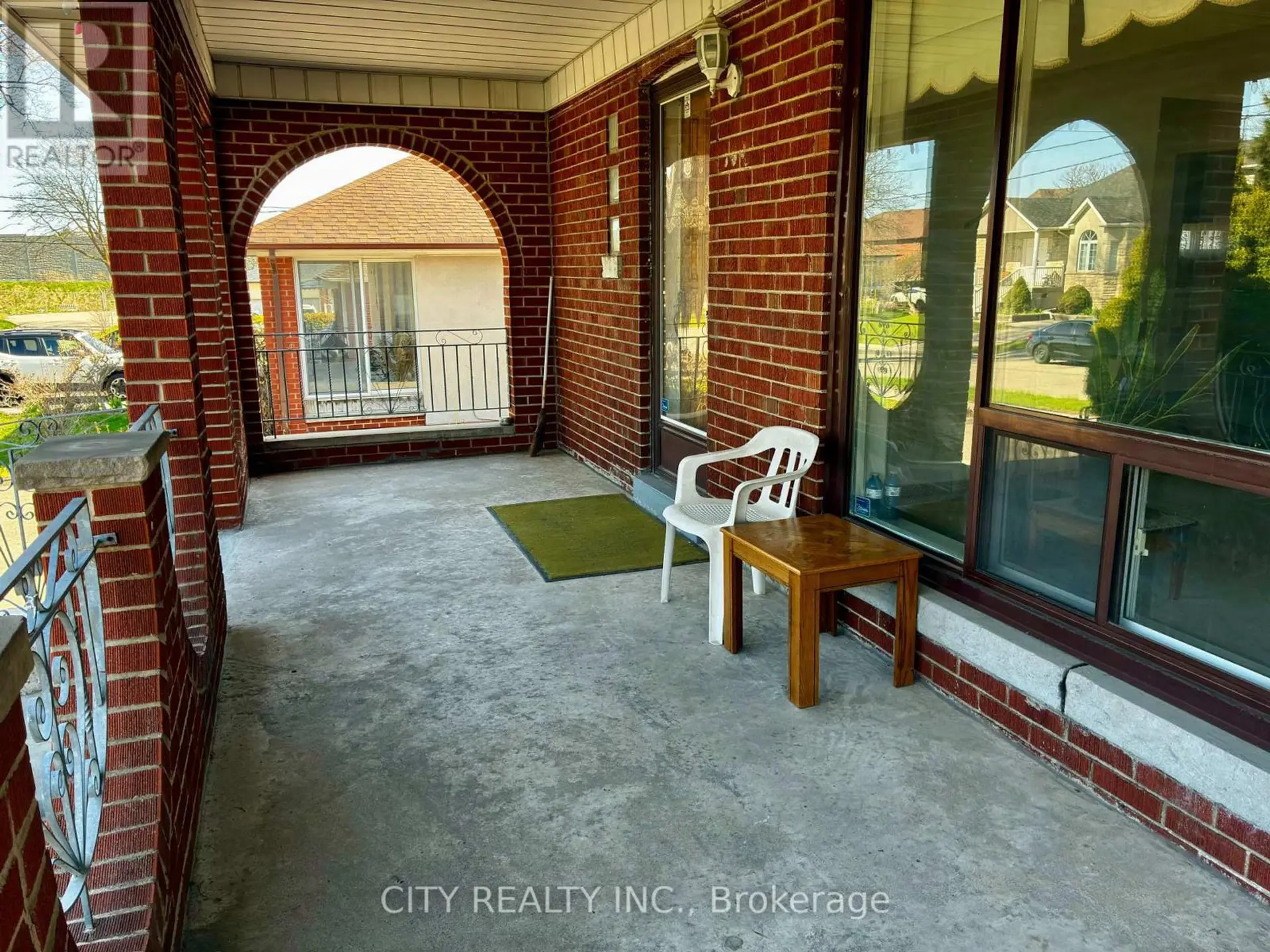 40 MONTANA AVENUE - Image 4