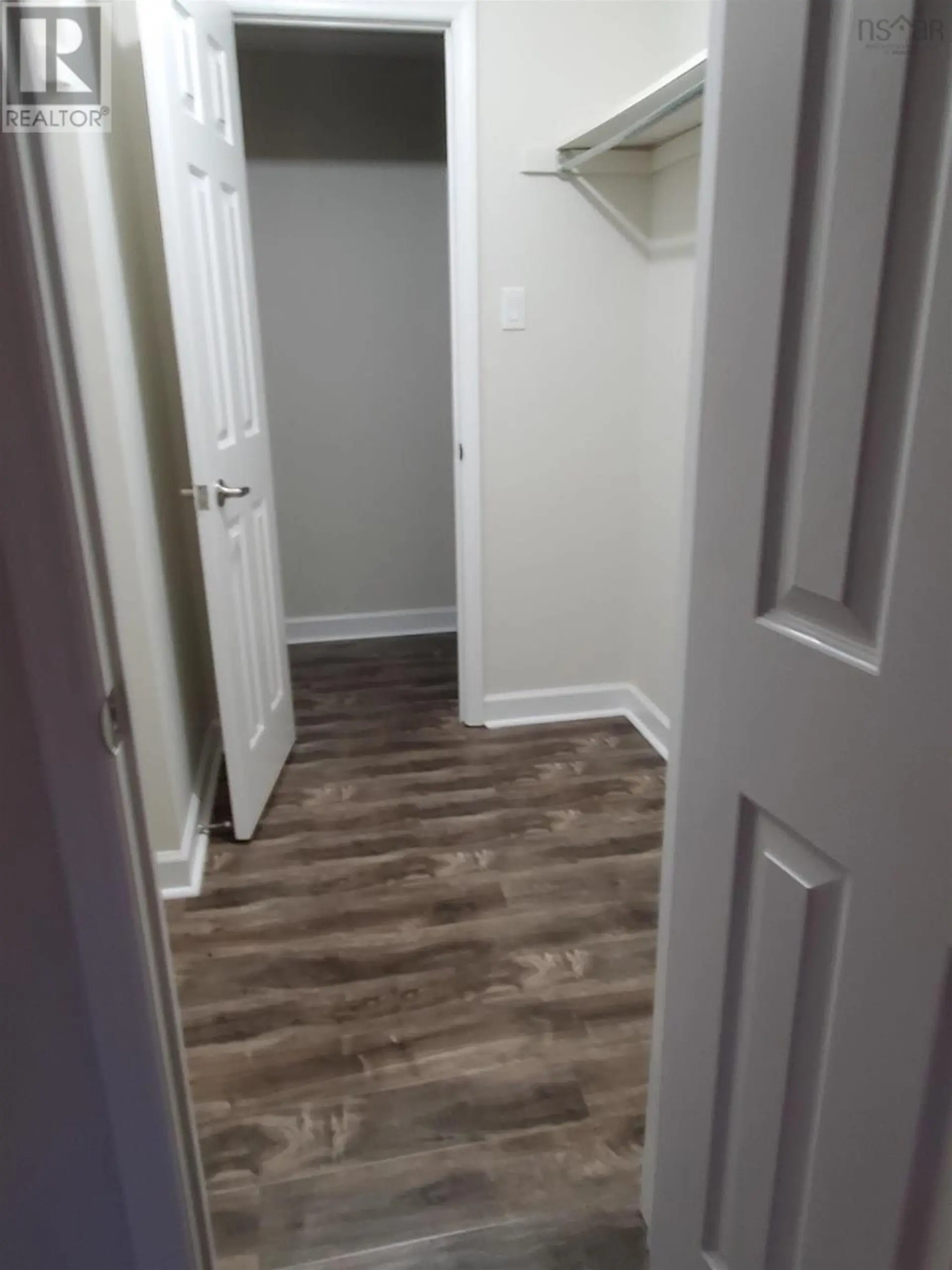 #206 158 Farnham Gate Road - Image 15