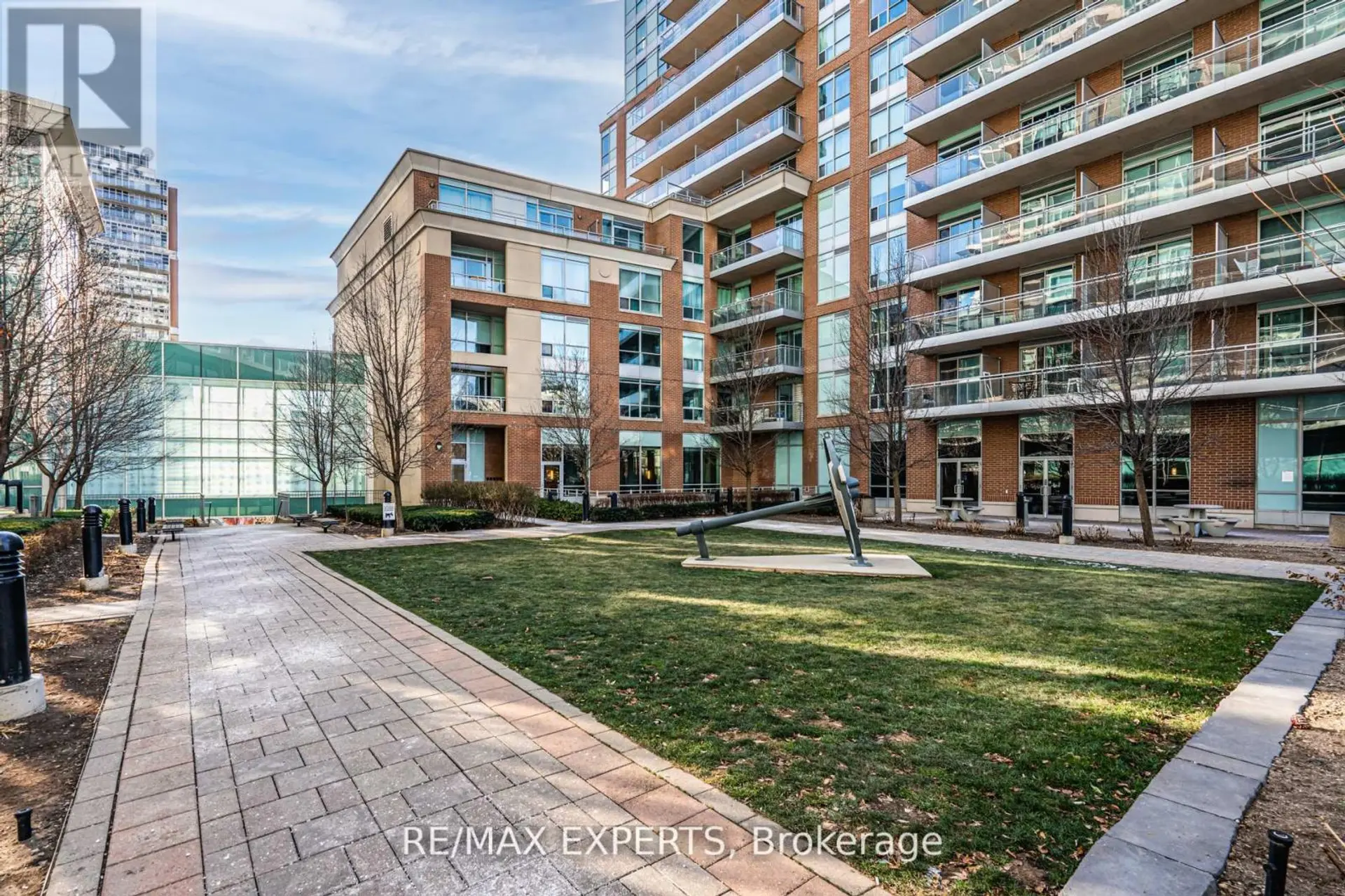 #801 80 WESTERN BATTERY ROAD - Image 16