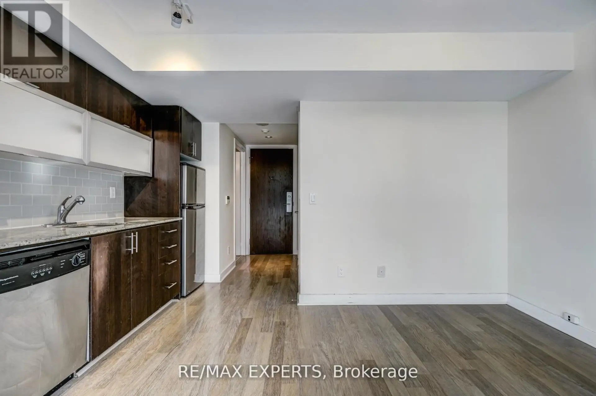 #801 80 WESTERN BATTERY ROAD - Image 4