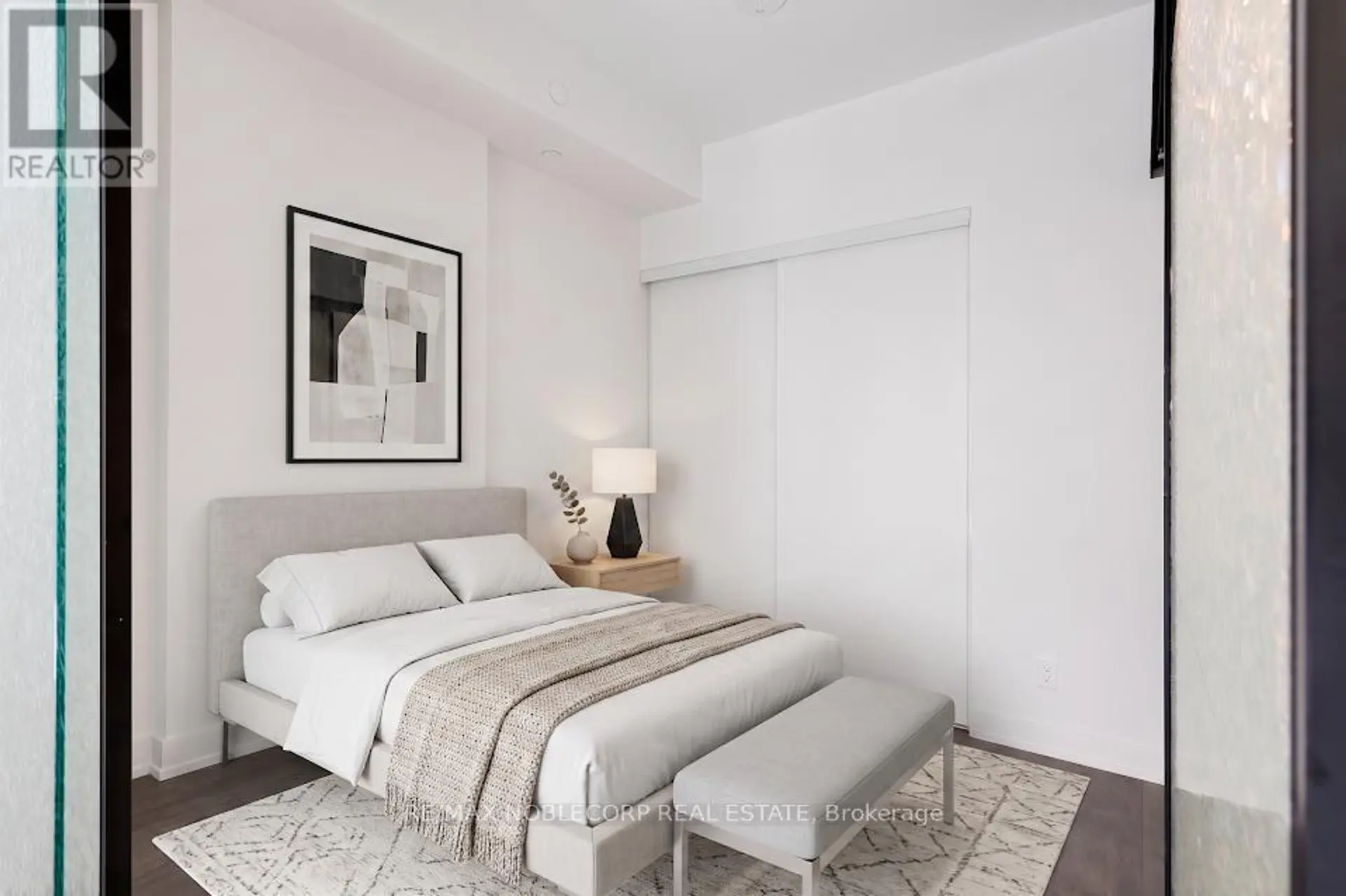 #712 108 PETER STREET - Image 10