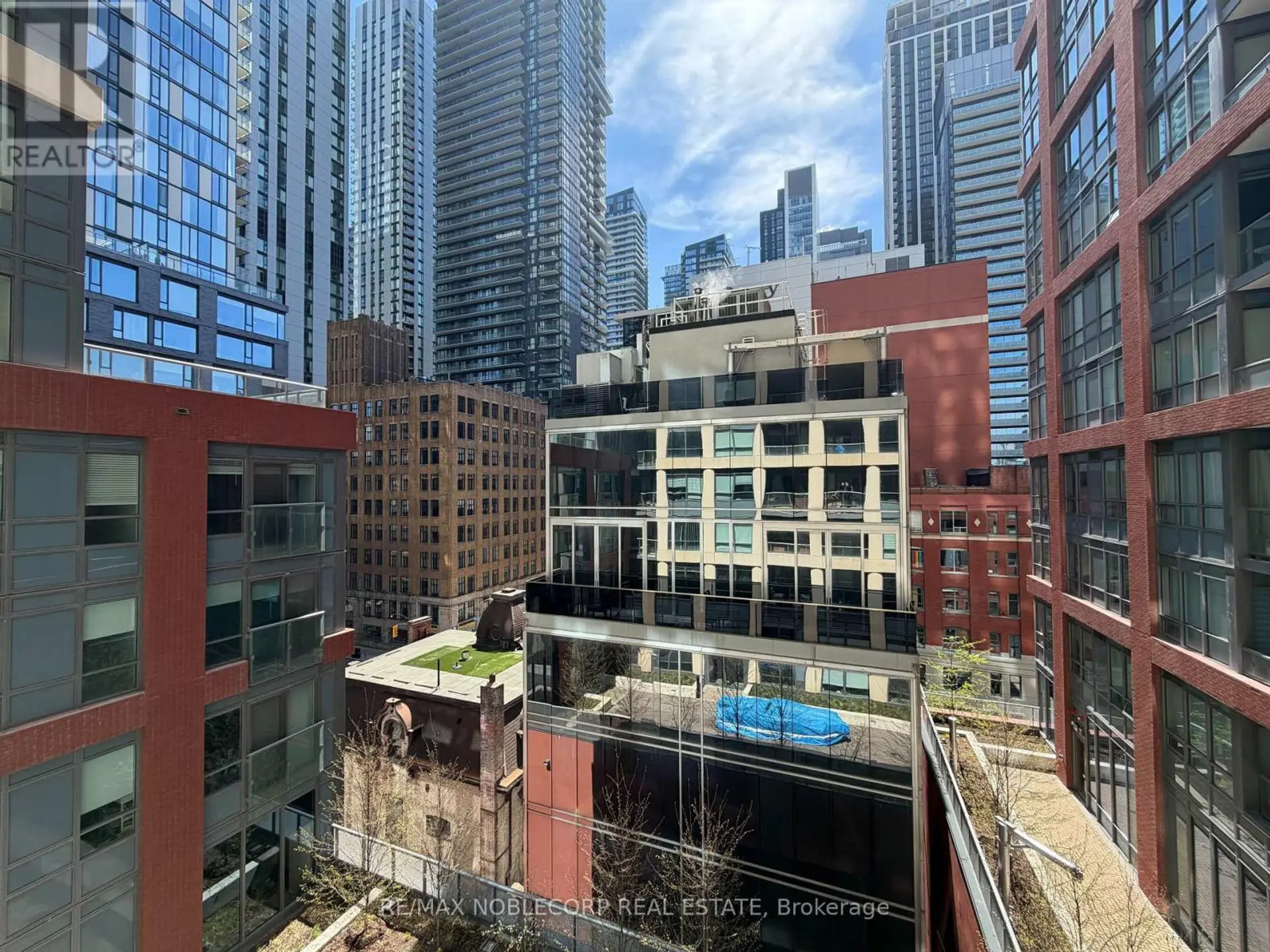 #712 108 PETER STREET - Image 16