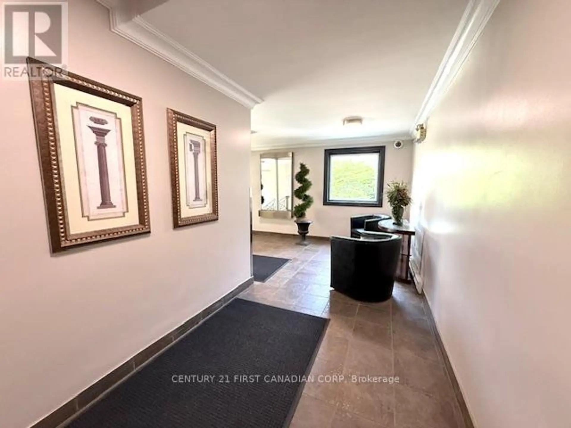 #401 570 WILLIAM STREET - Image 4