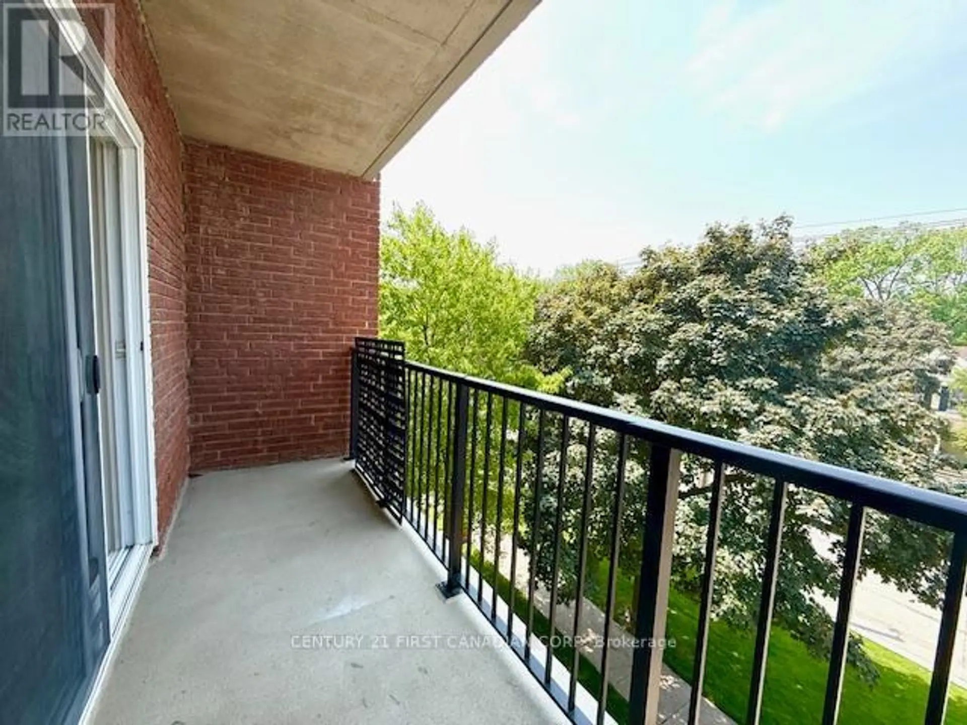 #401 570 WILLIAM STREET - Image 7