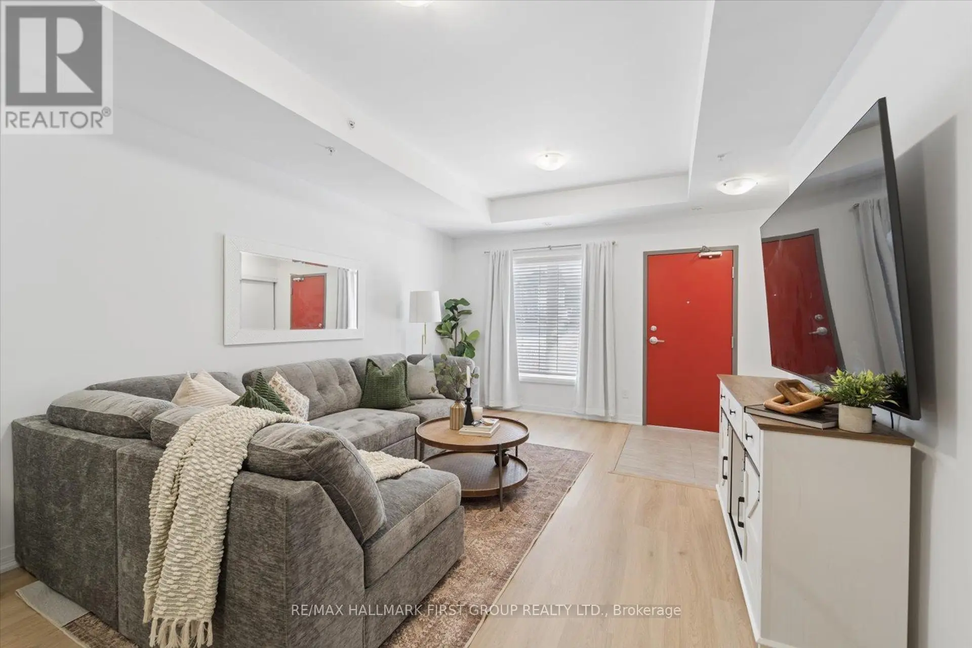 #1013 2635 WILLIAM JACKSON DRIVE - Image 3