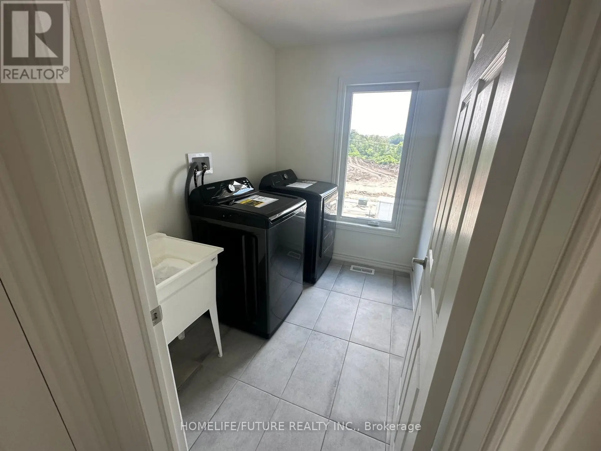 1113 TRAILSVIEW AVENUE - Image 15