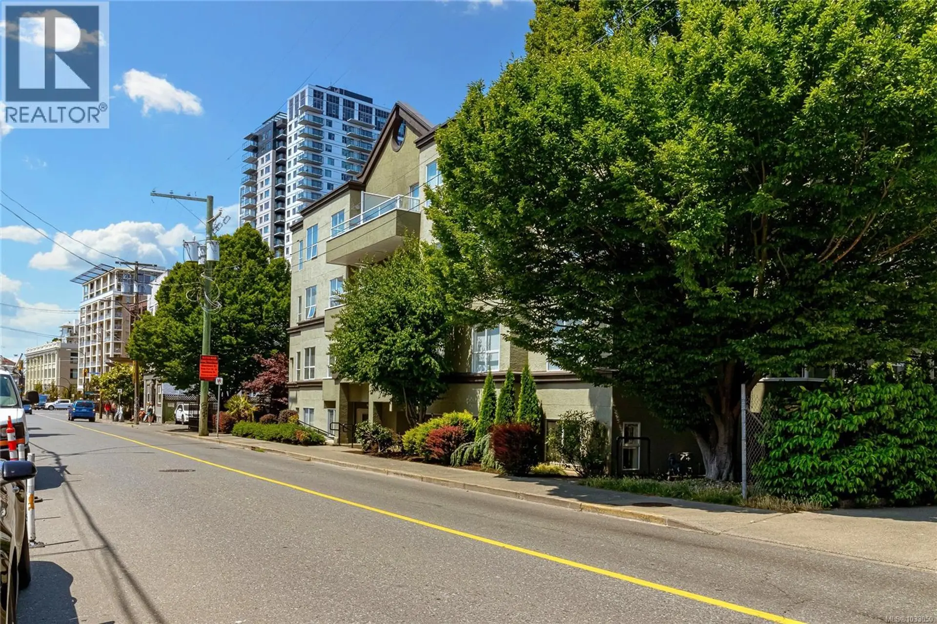 Property at #402 832 Fisgard St, Victoria, BC