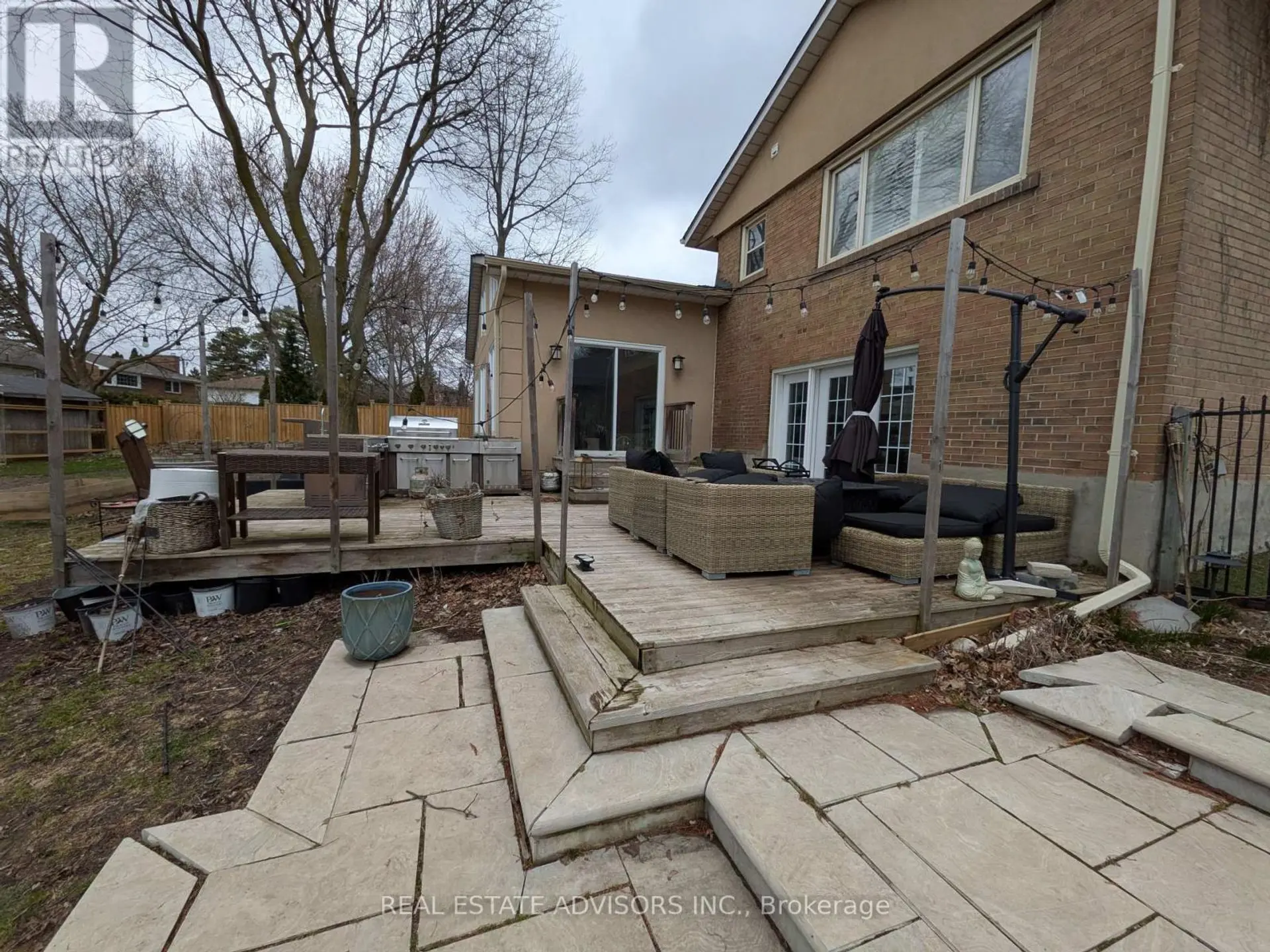 1 LAKEHILL CRESCENT - Image 16