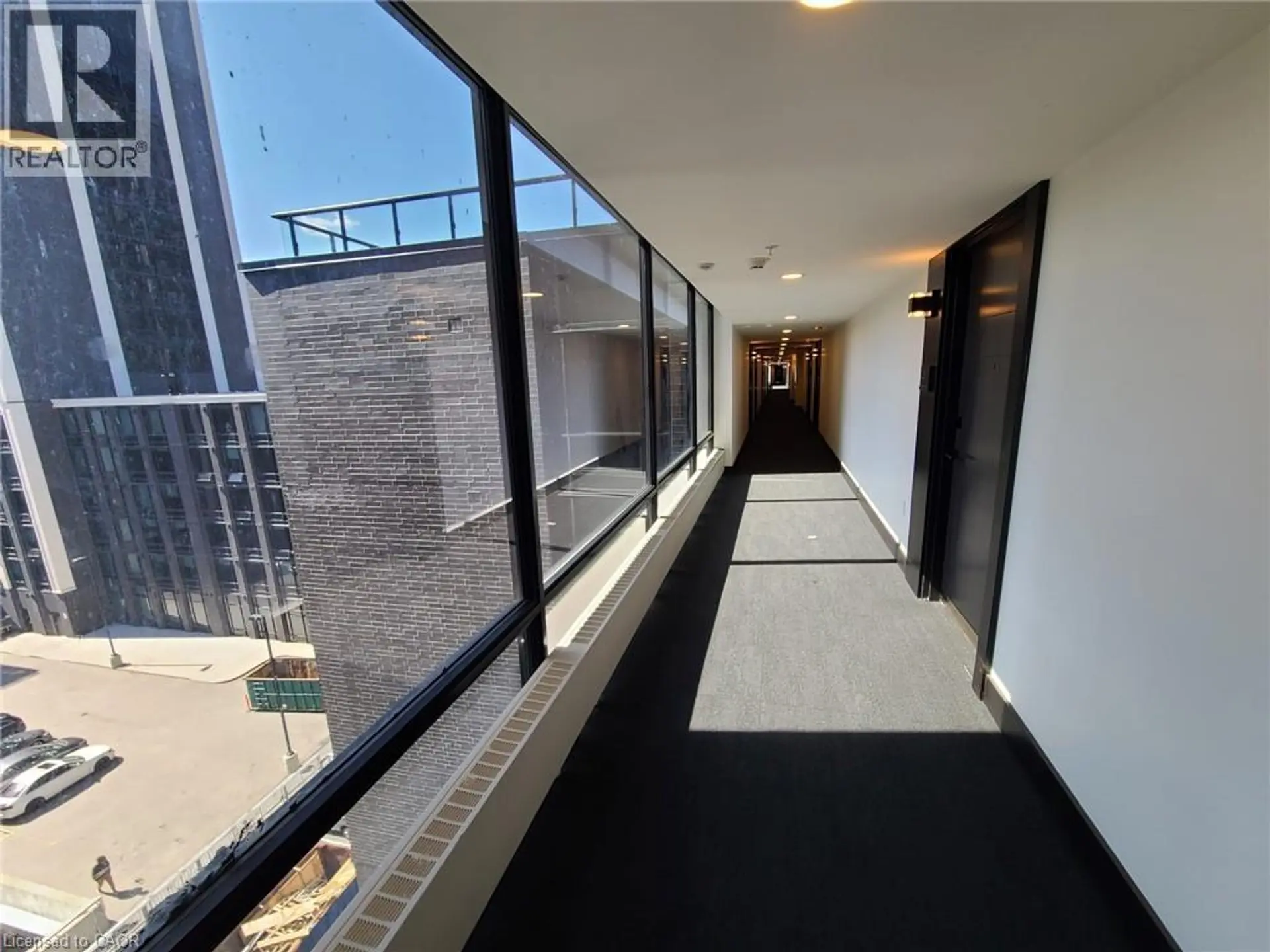 #725 145 COLUMBIA Street W - Image 5