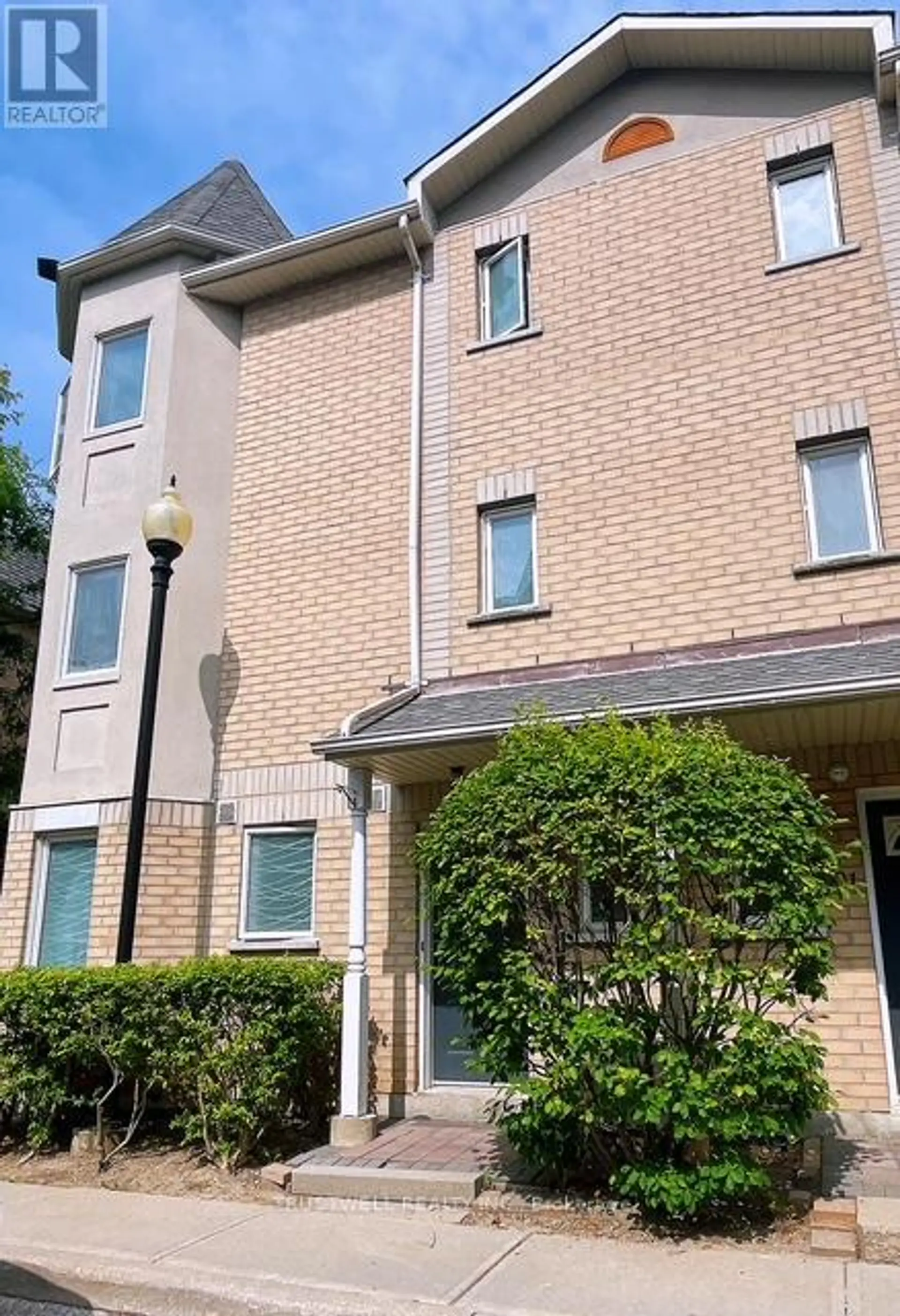 #1502 28 ROSEBANK DRIVE - Image 1