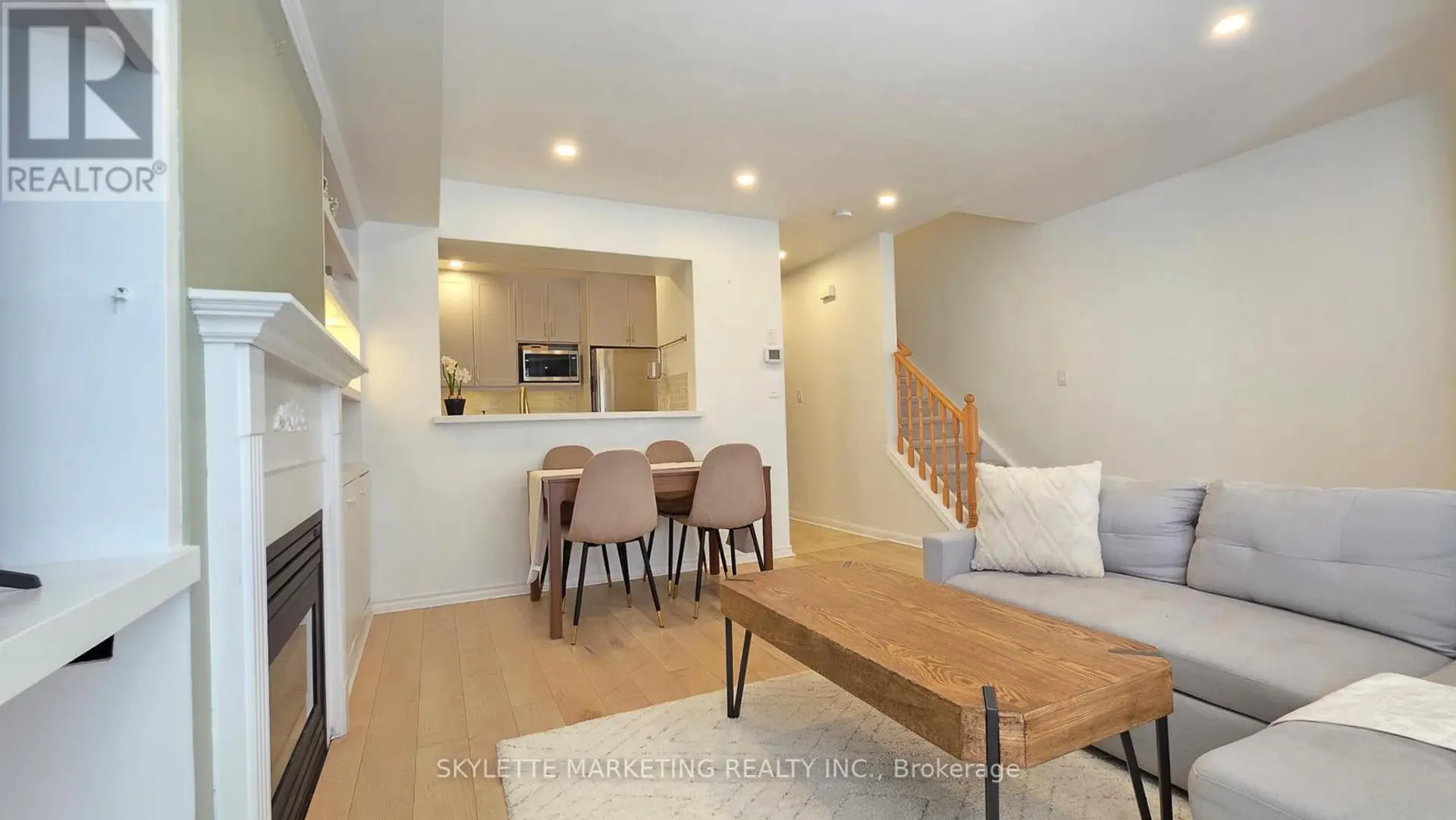 #123 3 EVERSON DRIVE - Image 3