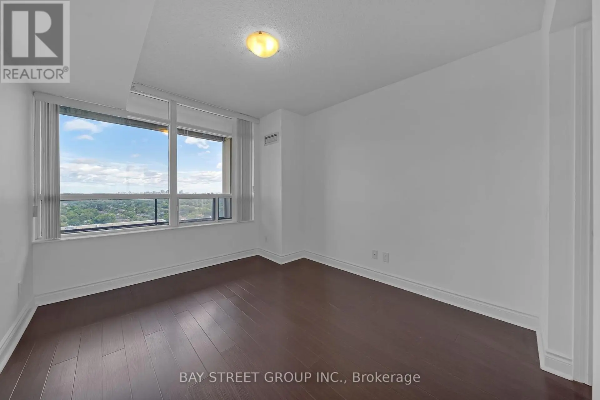 #2321 15 NORTHTOWN WAY - Image 17