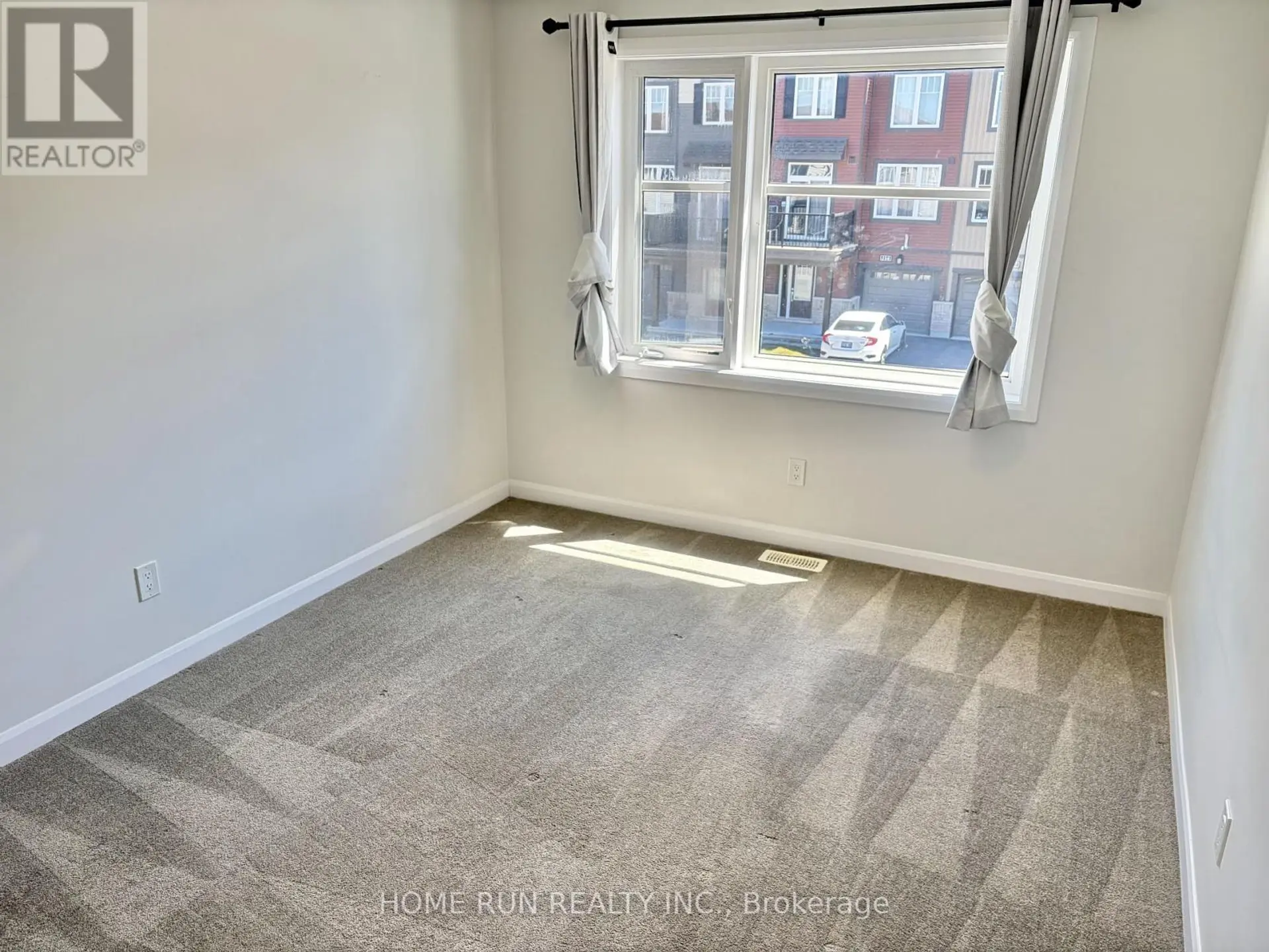 111 TEELIN CIRCLE - Image 11