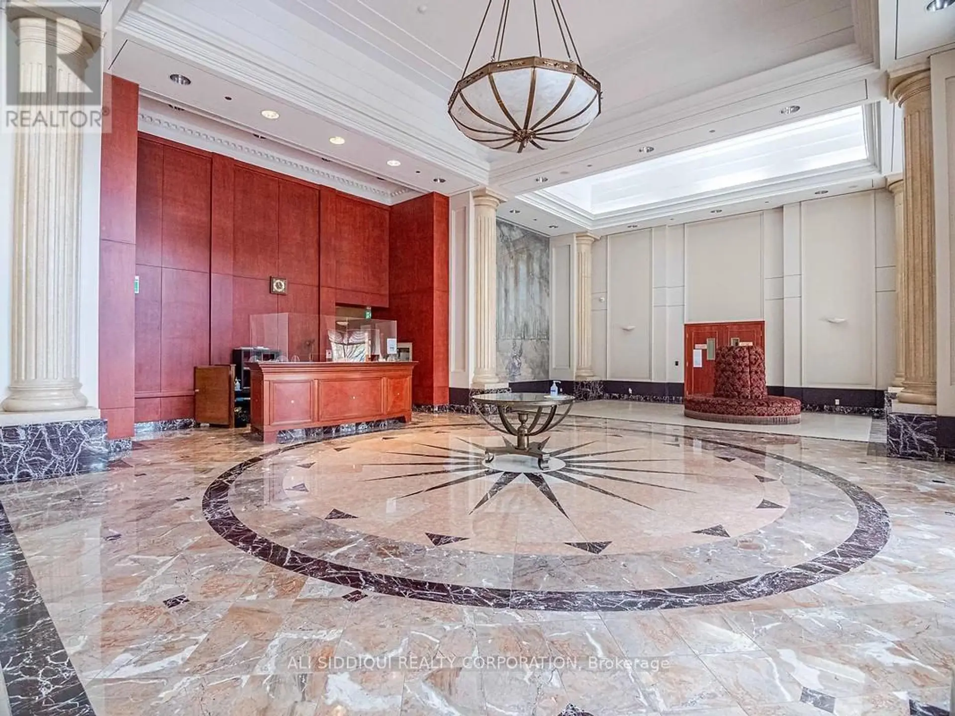 #1513 8 LEE CENTRE DRIVE - Image 4