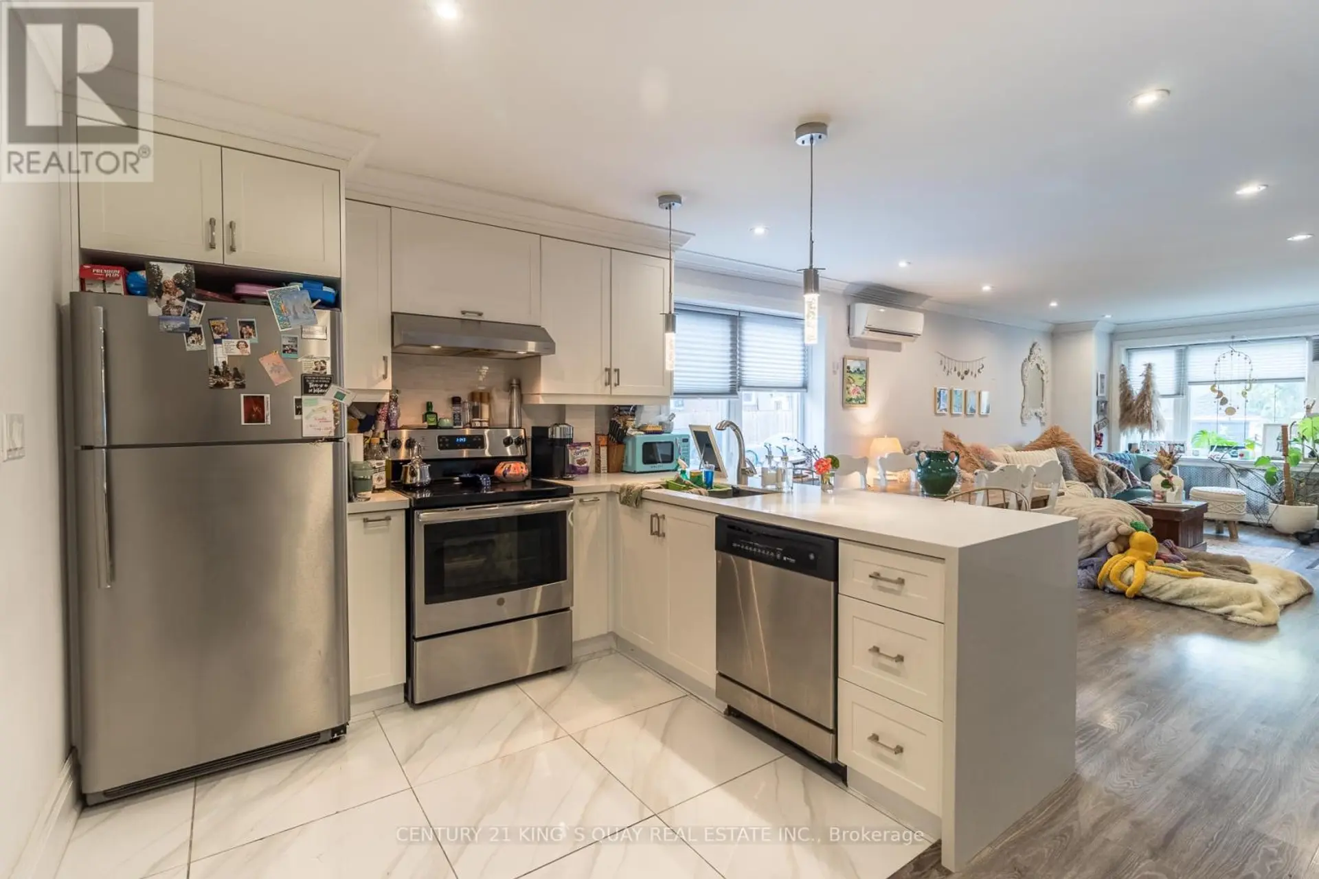 301 CLEVELAND STREET - Image 9