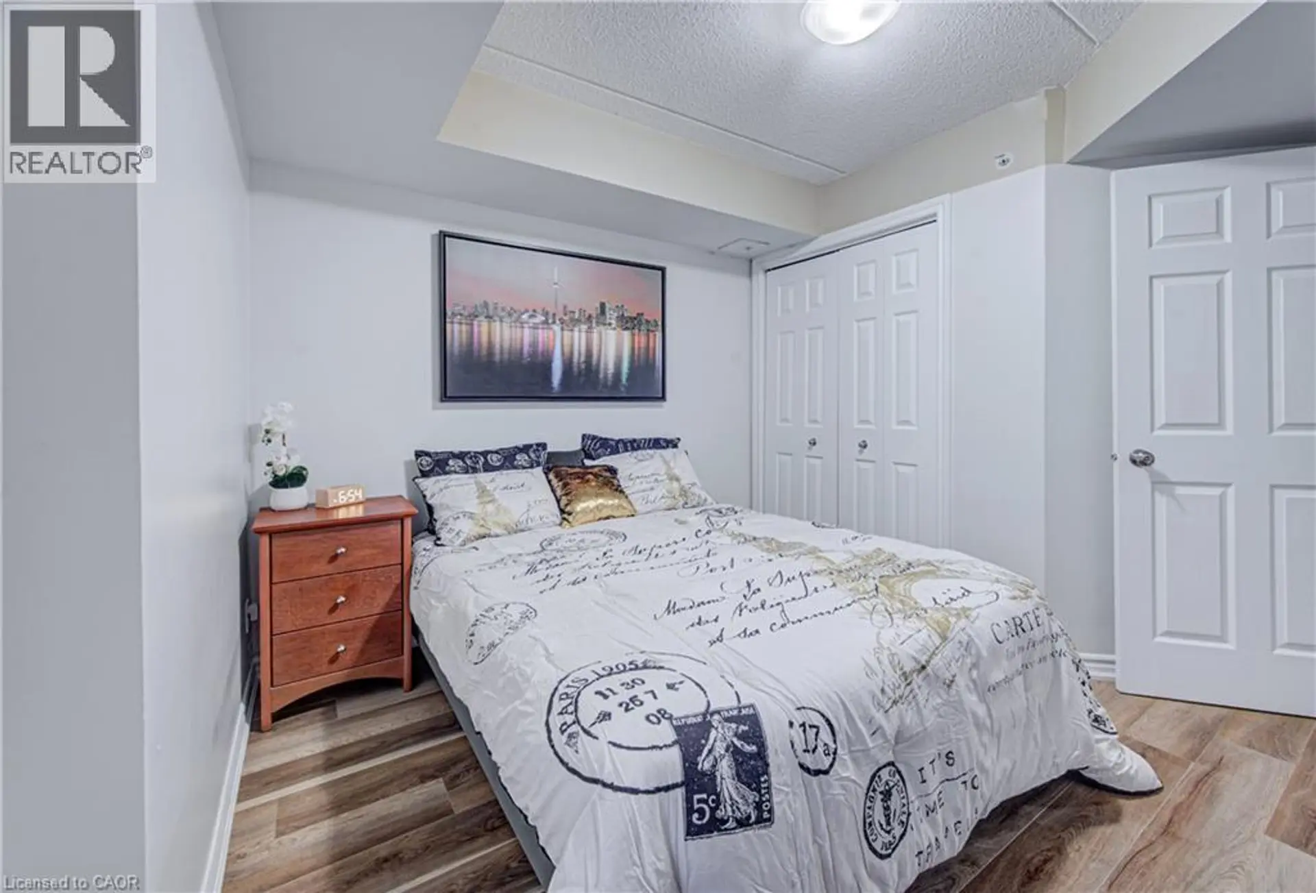 #106 1490 BISHOPS Gate - Image 14