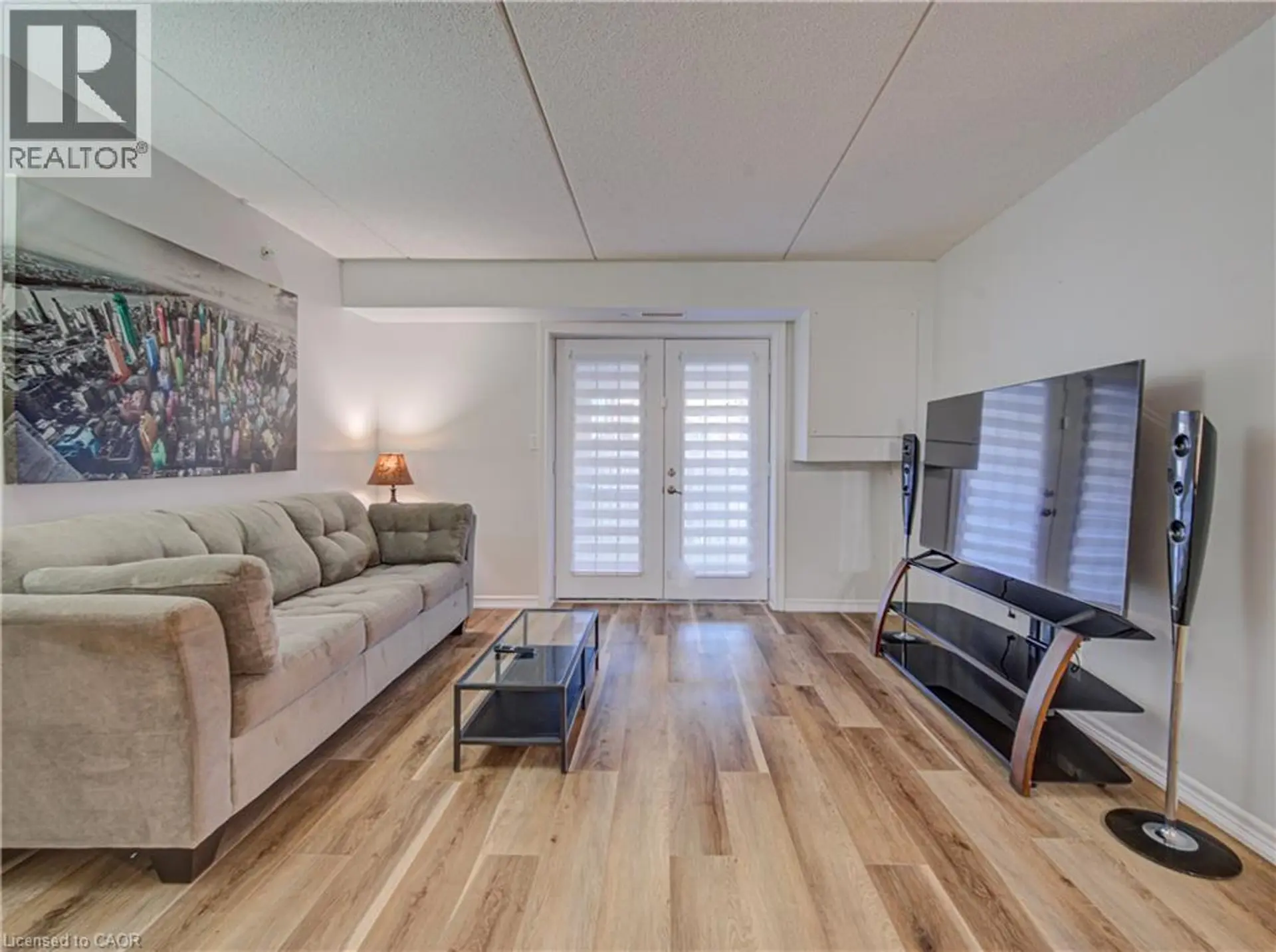 #106 1490 BISHOPS Gate - Image 6