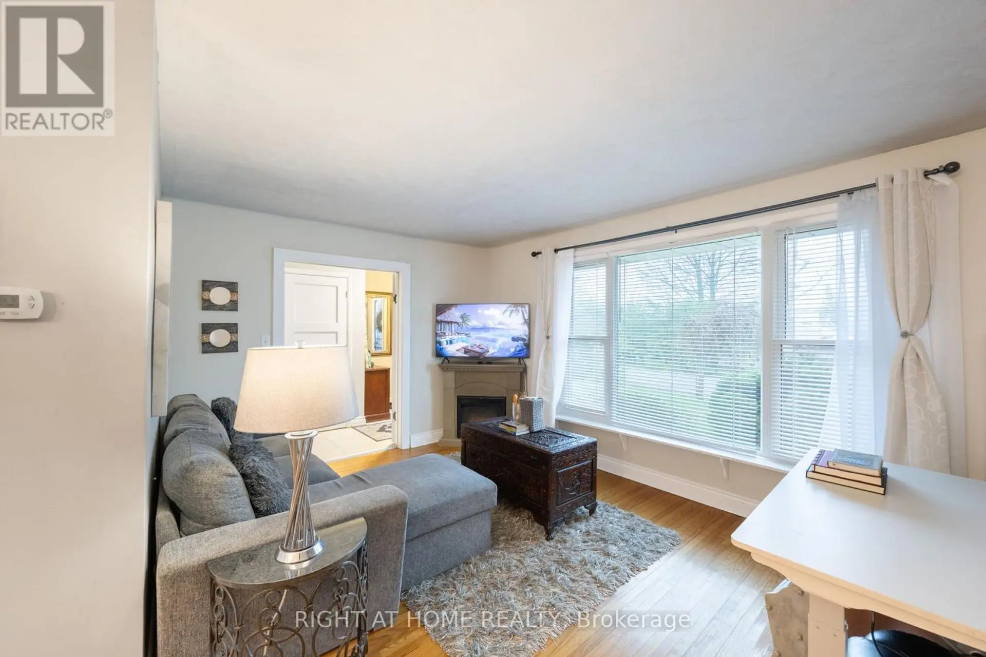 323 LINDAN AVENUE - Image 4