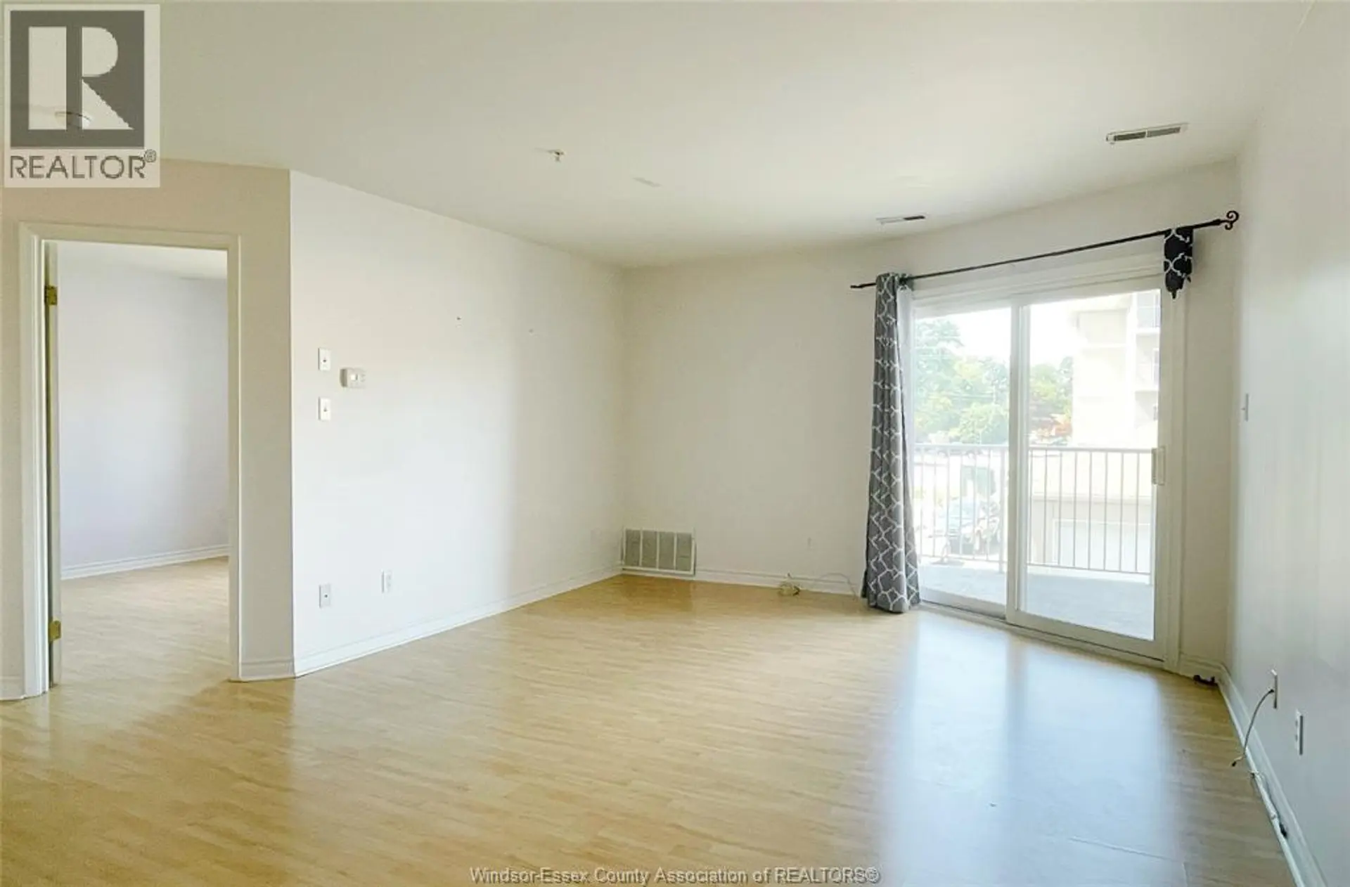 #211 1547 Grand Marais ROAD West - Image 7