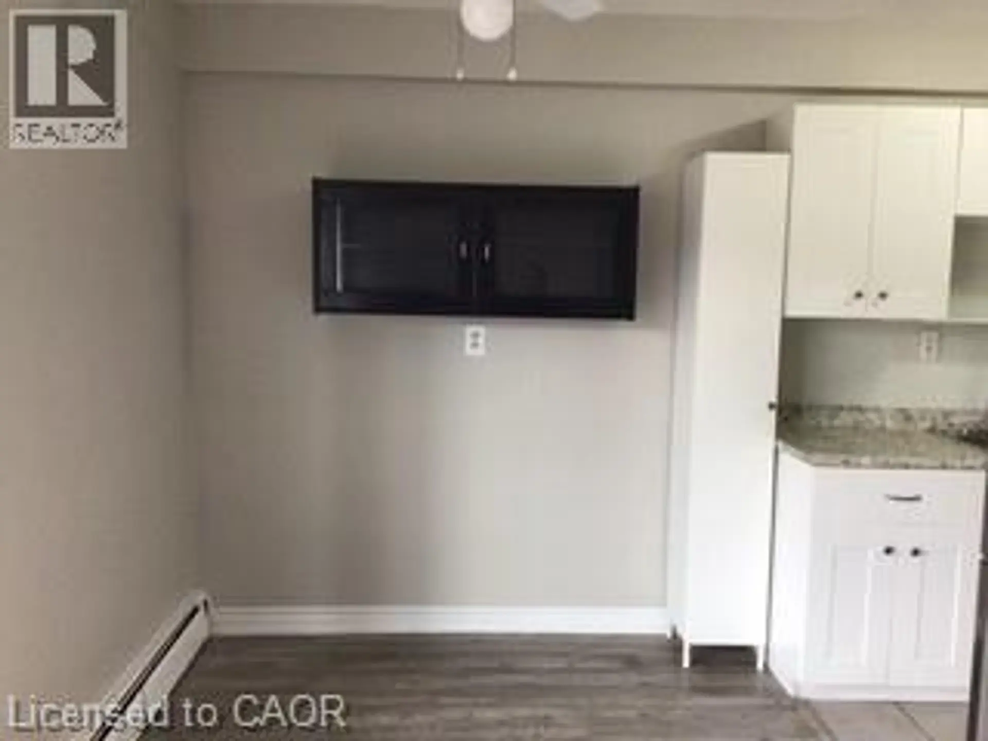 #904 81 E CHARLTON Avenue E - Image 6