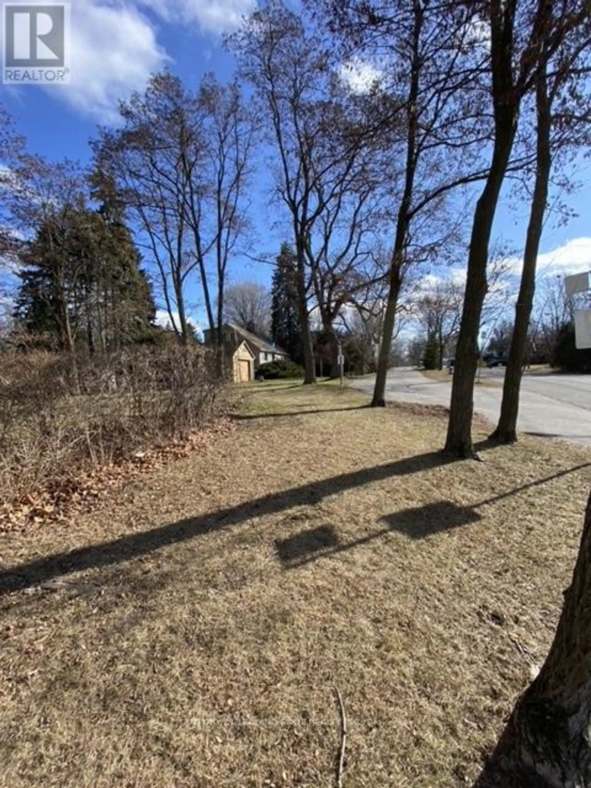 21 FAIRCROFT BOULEVARD - Image 8