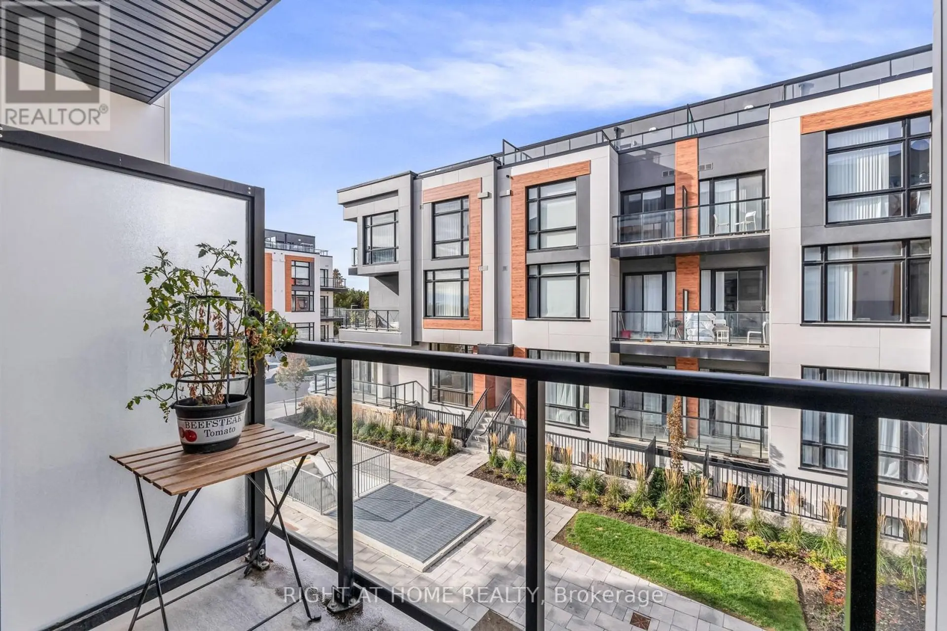 #907 2 STECKLEY HOUSE LANE - Image 4