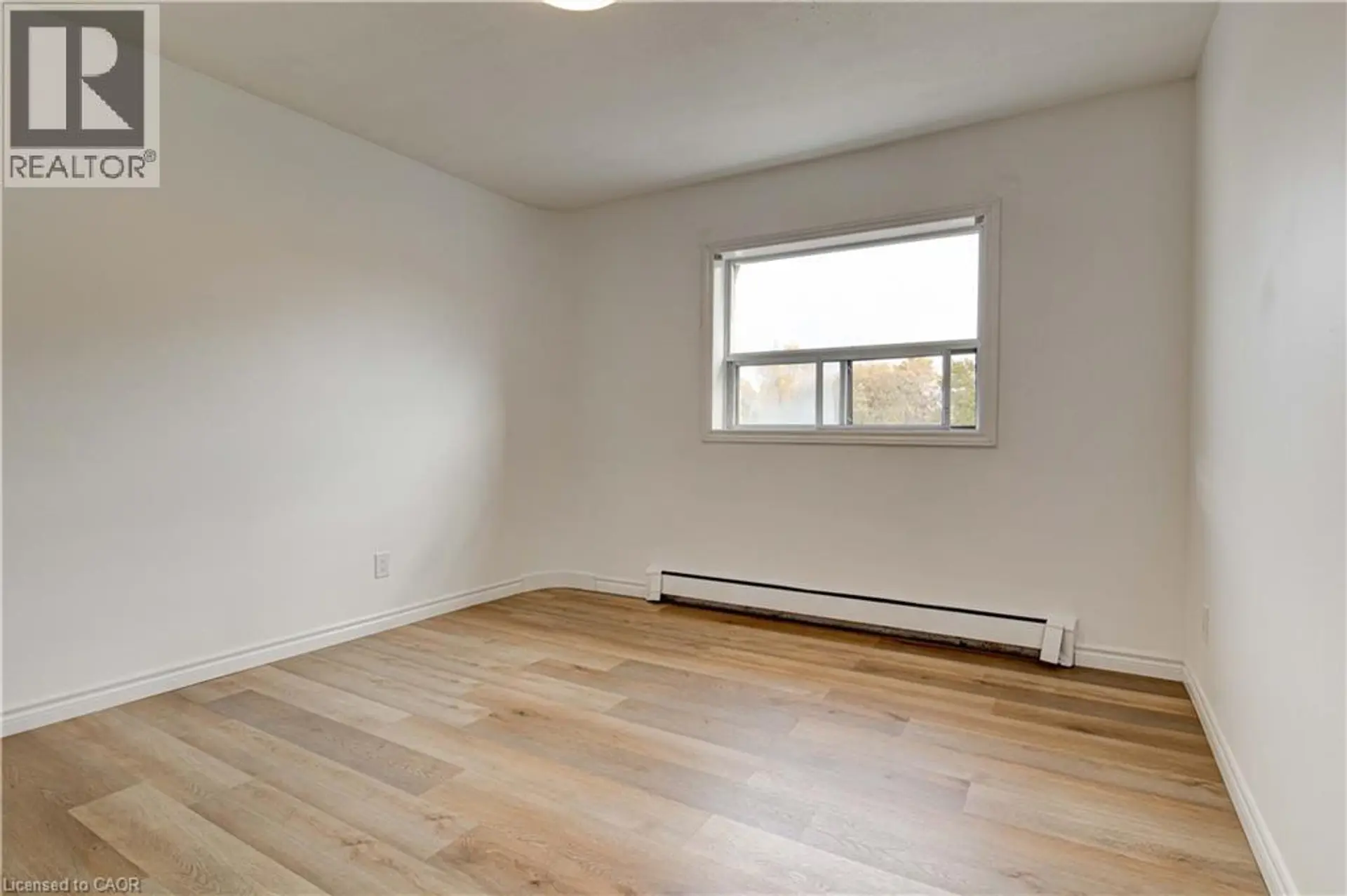 #405 283 FAIRWAY Road N - Image 12