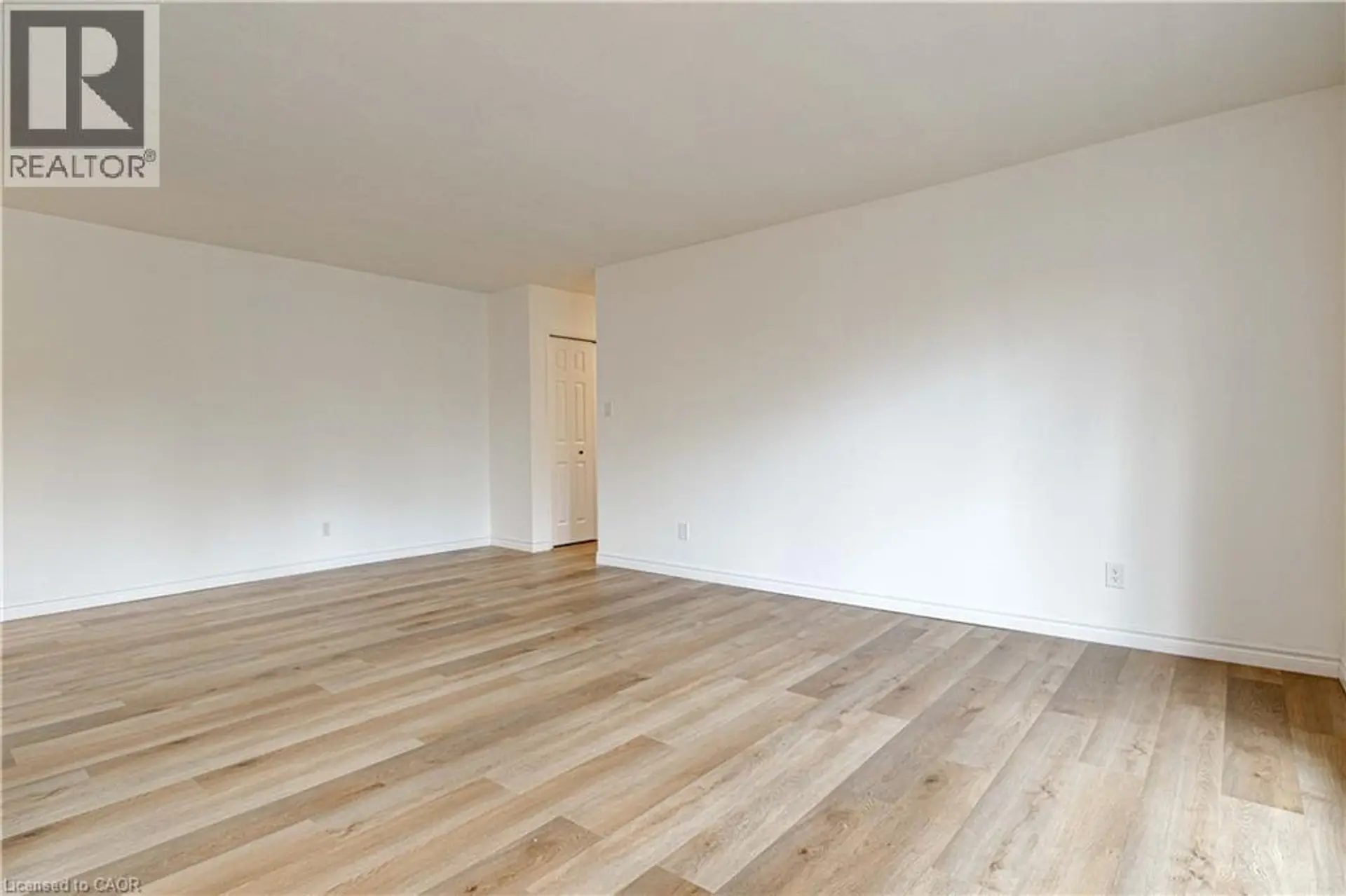 #405 283 FAIRWAY Road N - Image 6