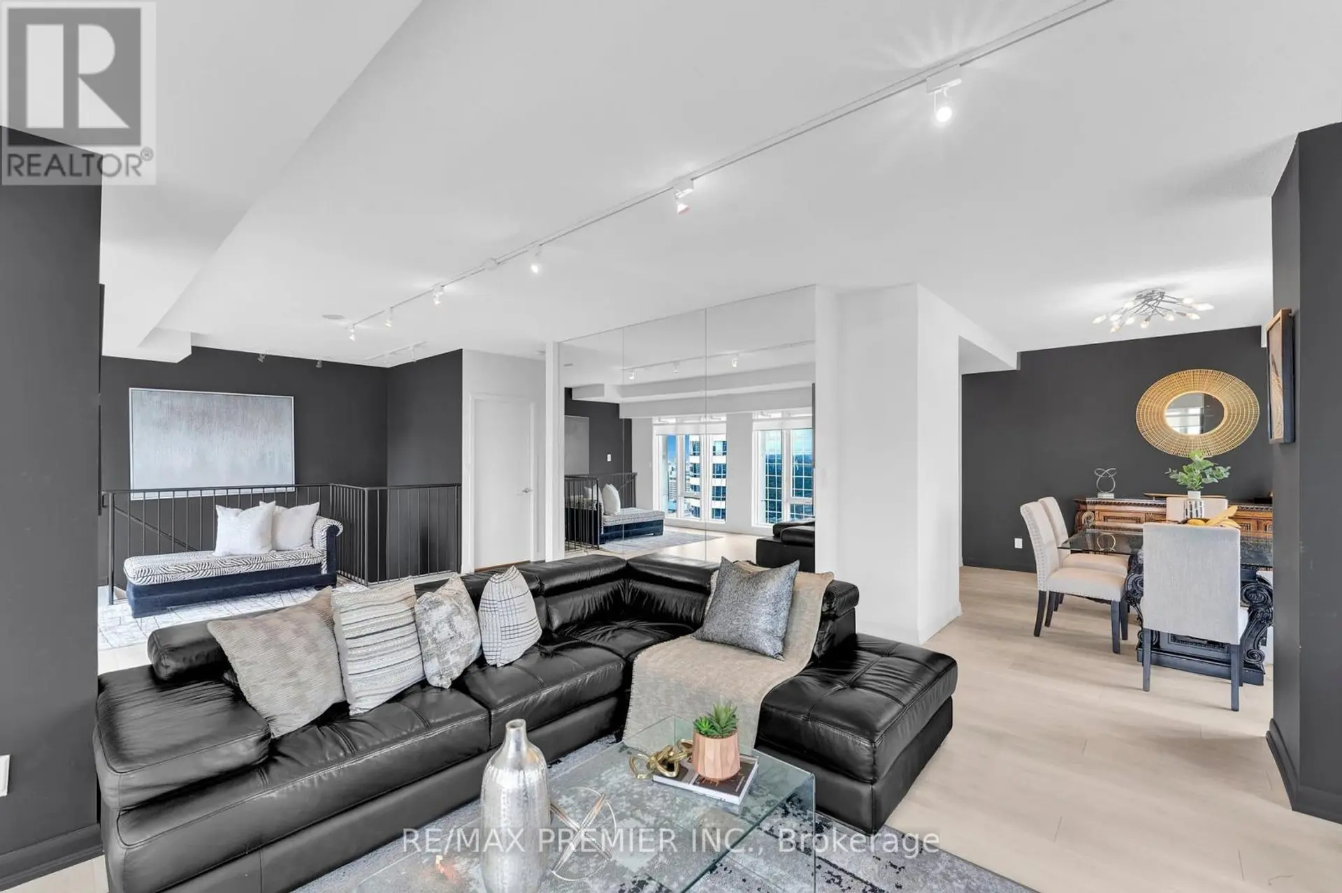 #4407 210 VICTORIA STREET - Image 11