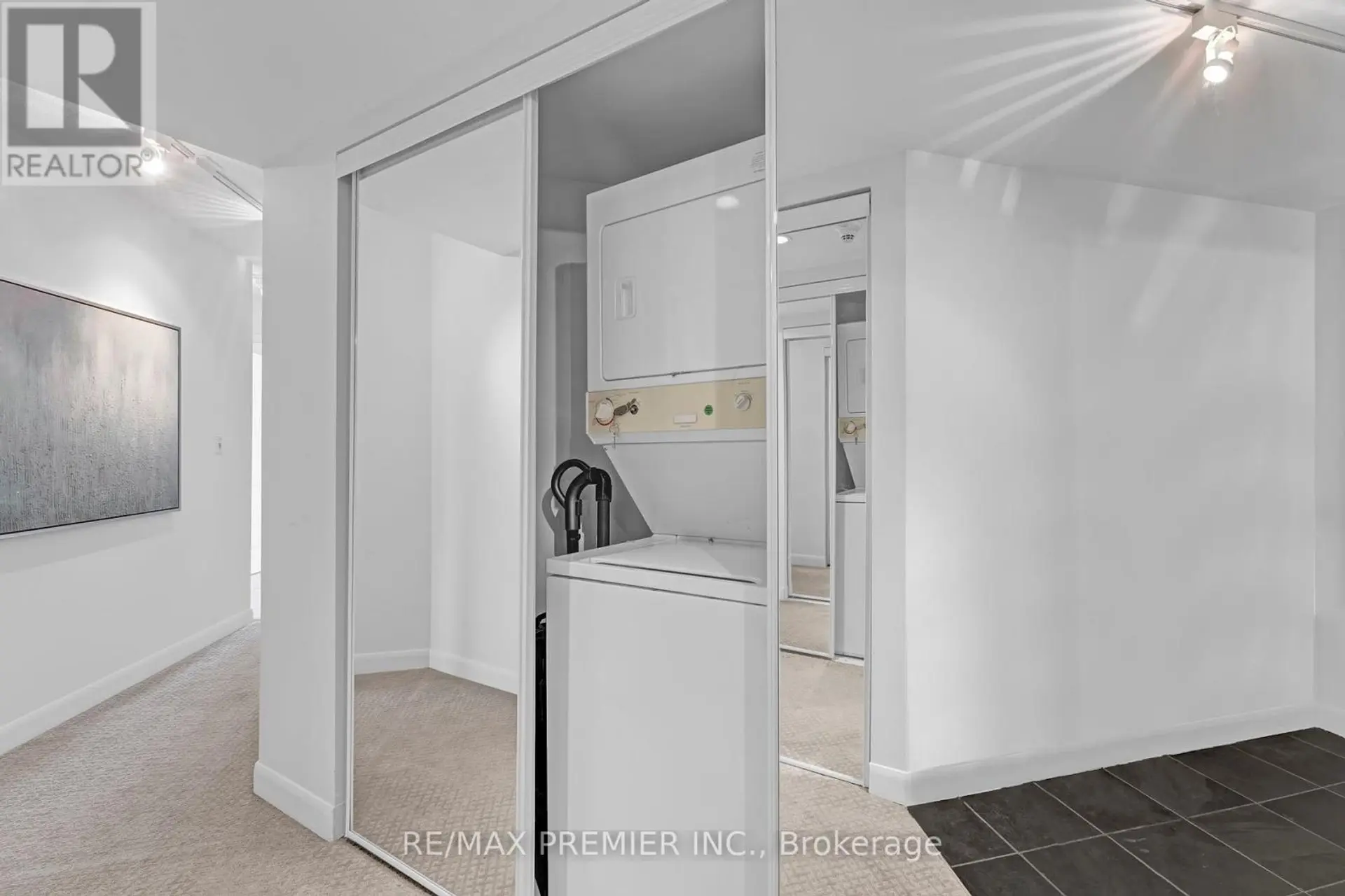 #4407 210 VICTORIA STREET - Image 19