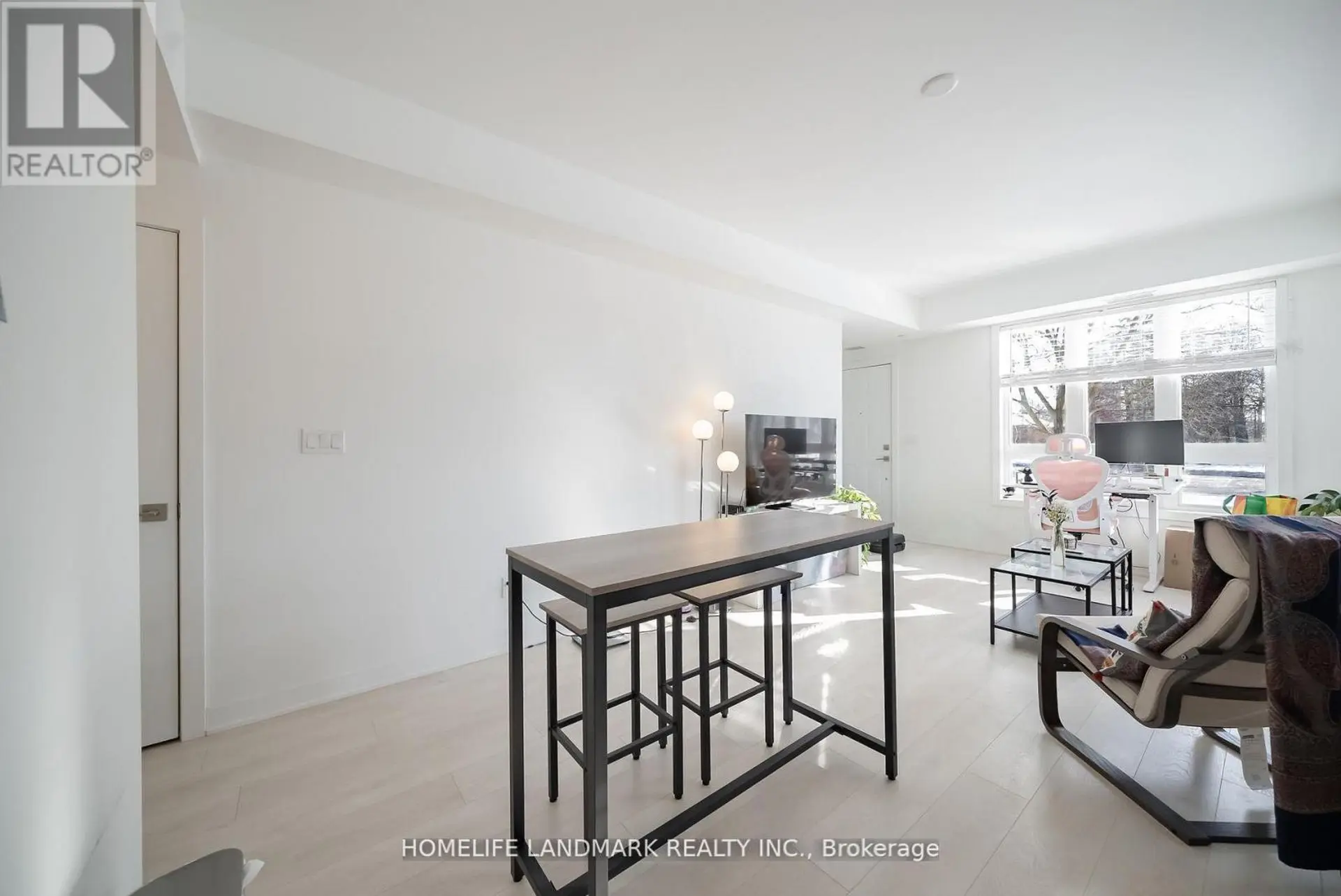 #2 4015 HICKORY DRIVE - Image 8