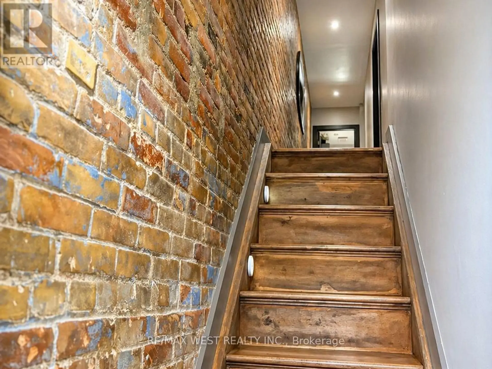 270 BOON AVENUE - Image 14