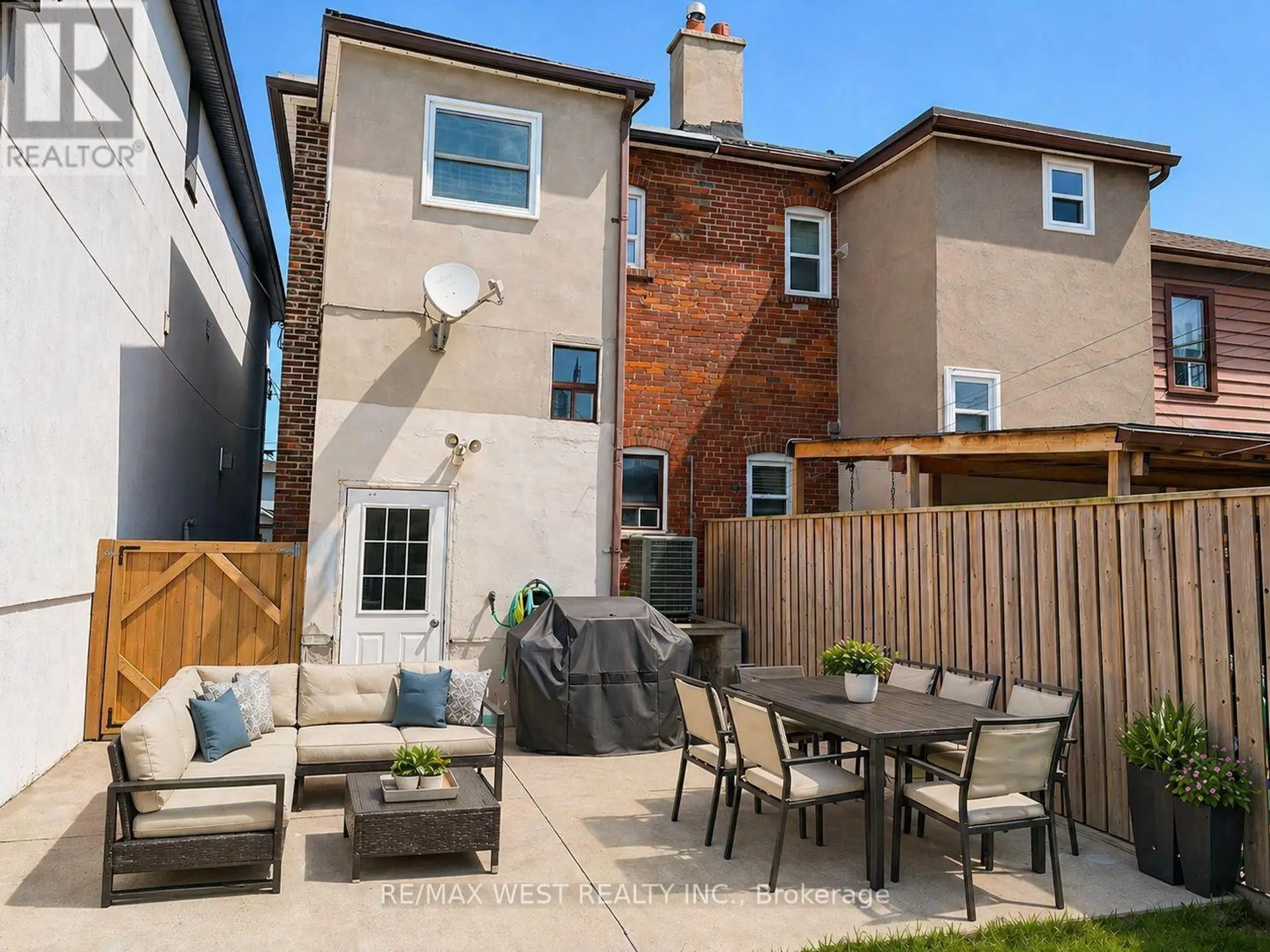 270 BOON AVENUE - Image 18