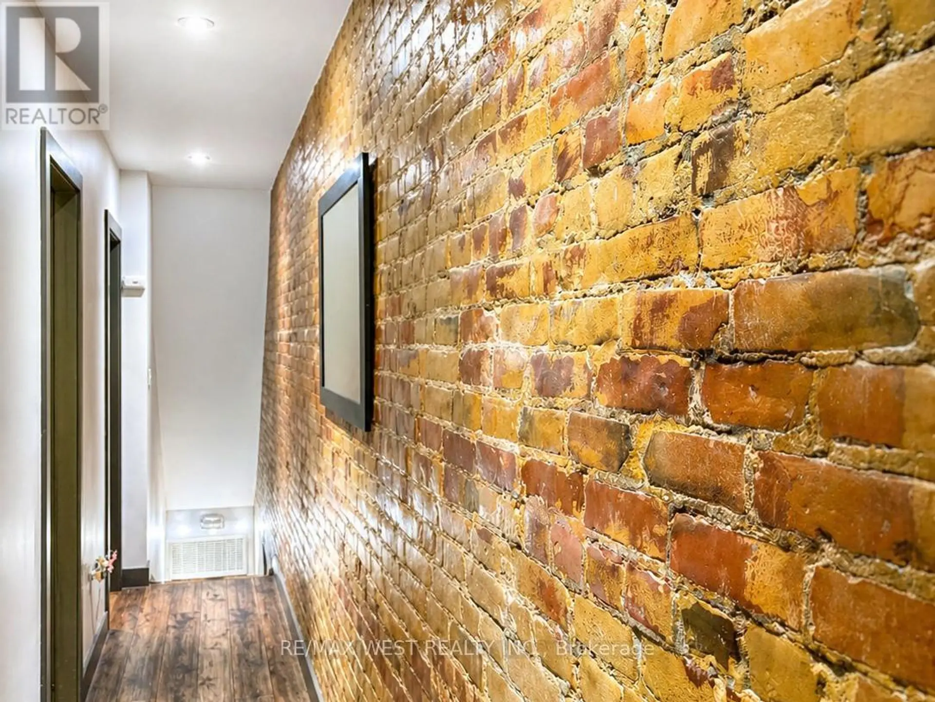 270 BOON AVENUE - Image 3