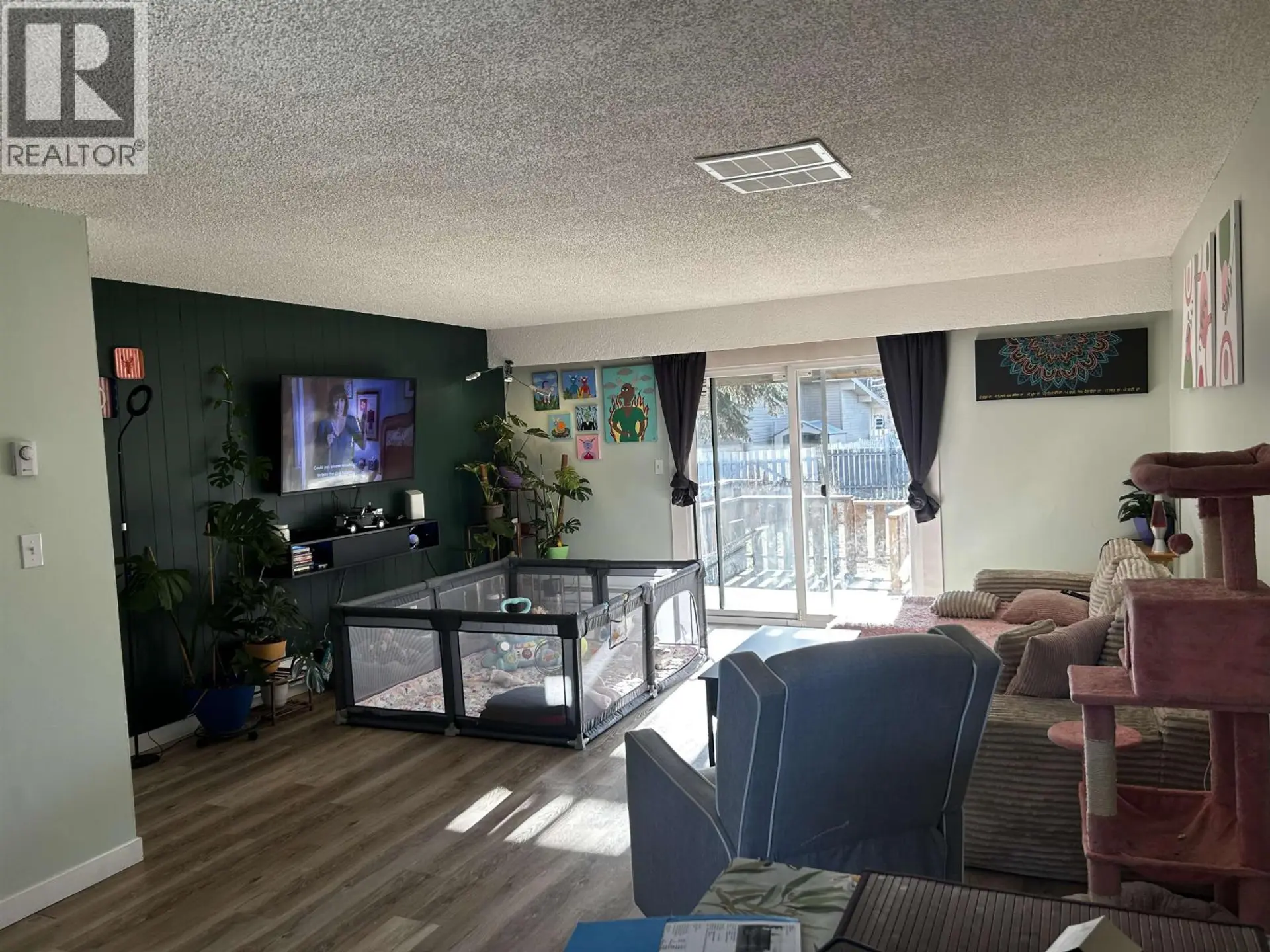 2223-2225 OAK STREET - Image 3