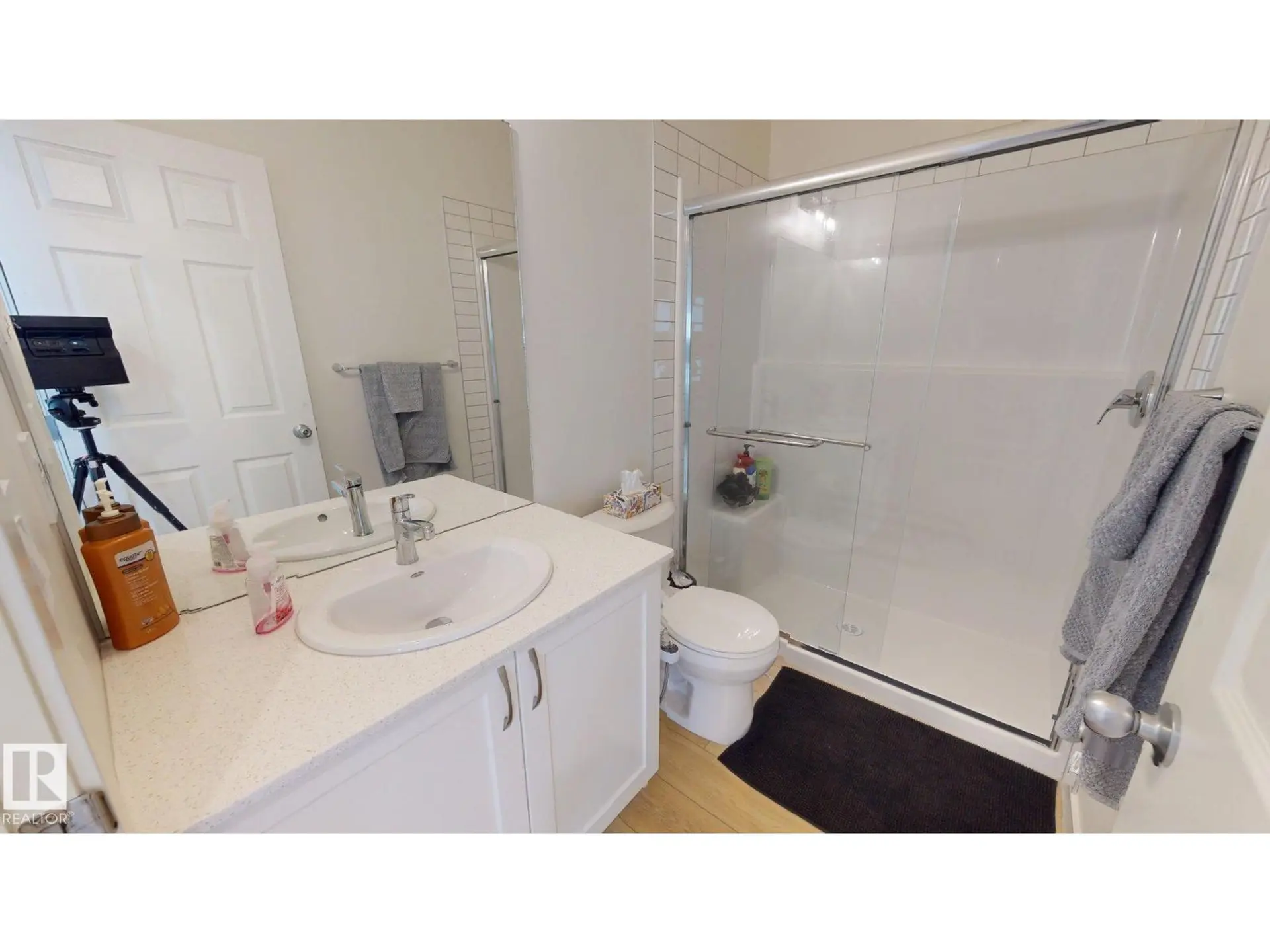 8723 183 AV NW NW - Image 7