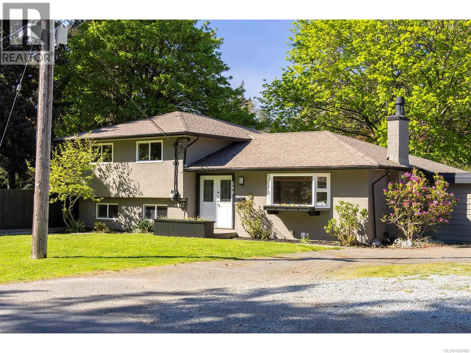 Property at 598 Cedarcrest Dr, Colwood, BC