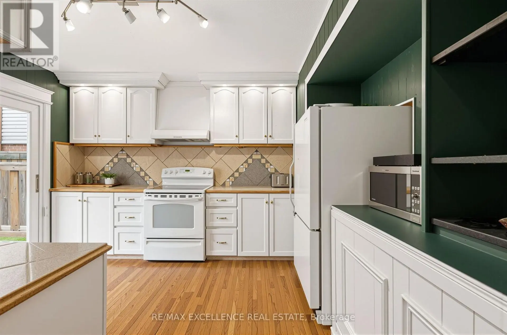 46 BARTLEY BULL PARKWAY - Image 4