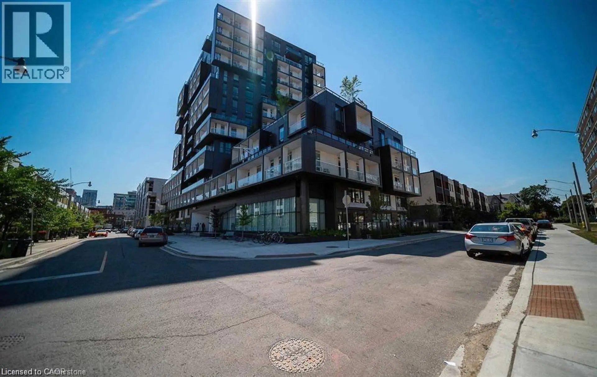 #120 80 VANAULEY Street - Image 1