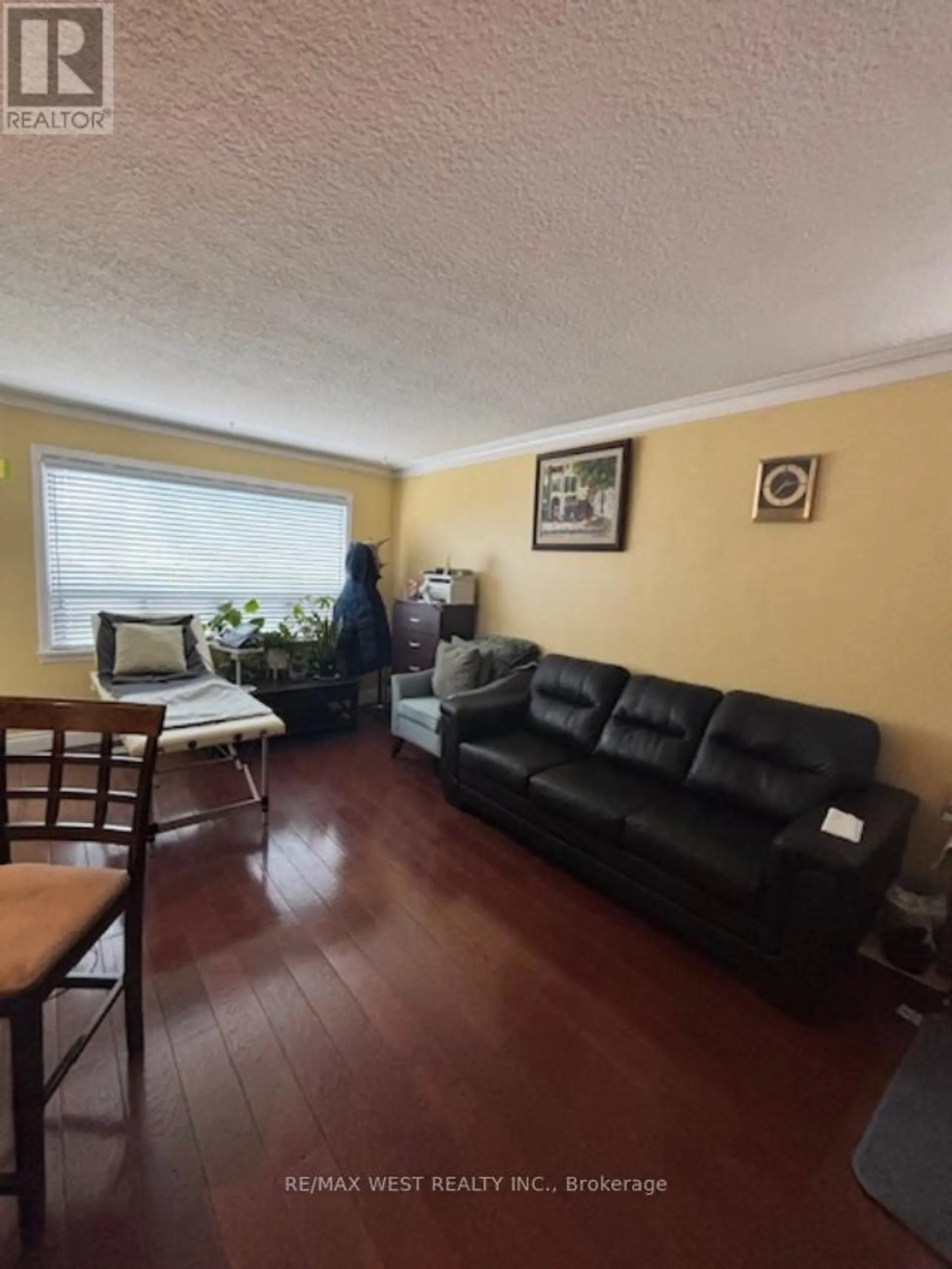 110 DARLINGSIDE DRIVE - Image 4