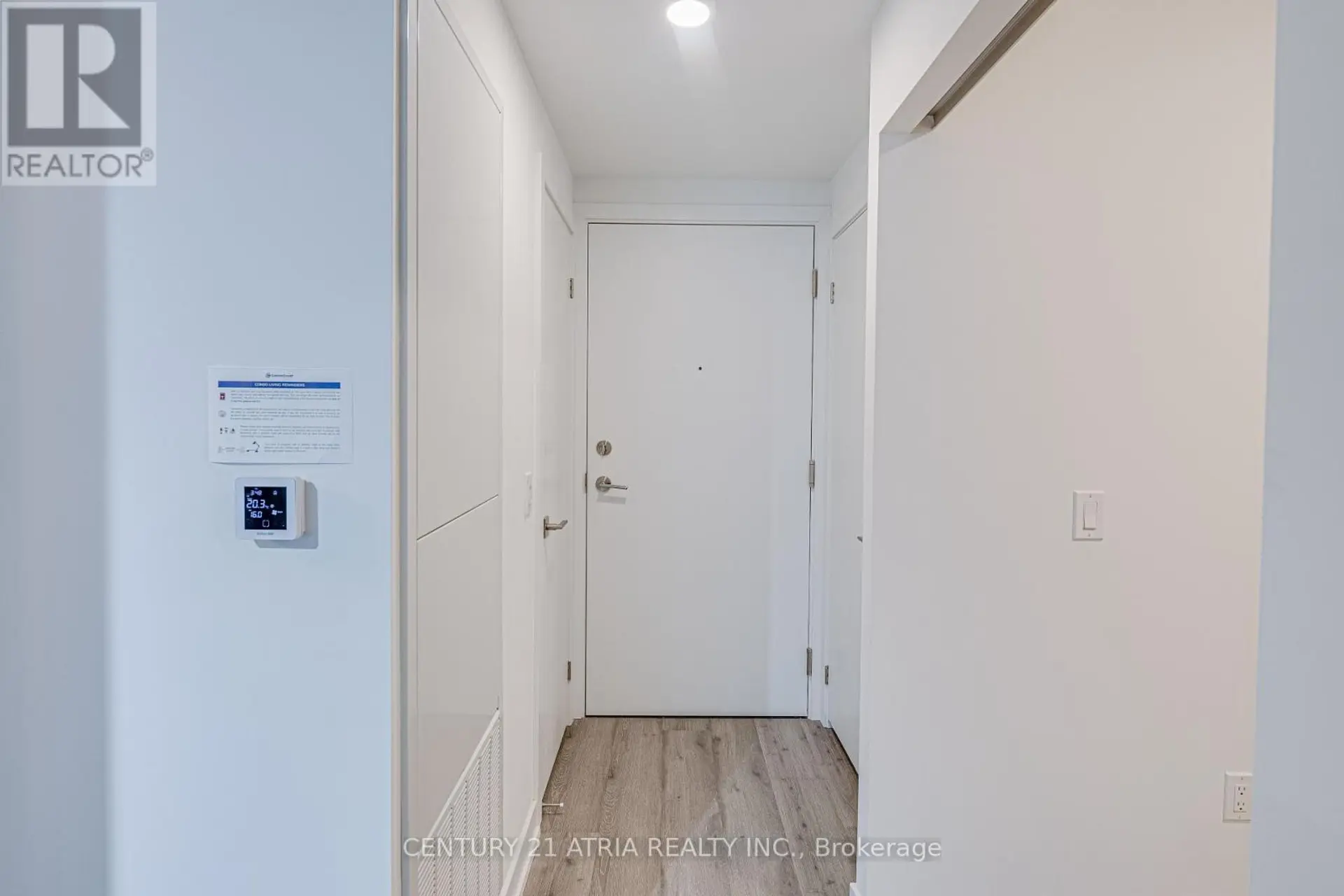 #2308 252 CHURCH STREET - Image 2