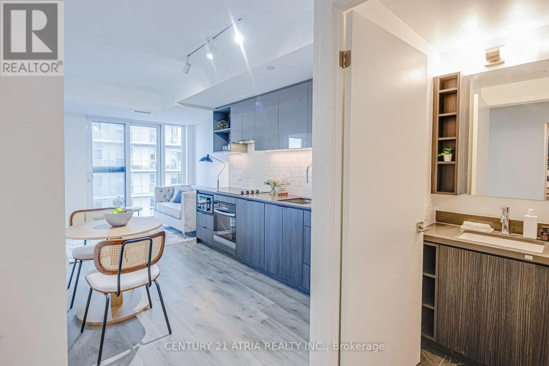 #2308 252 CHURCH STREET - Image 3